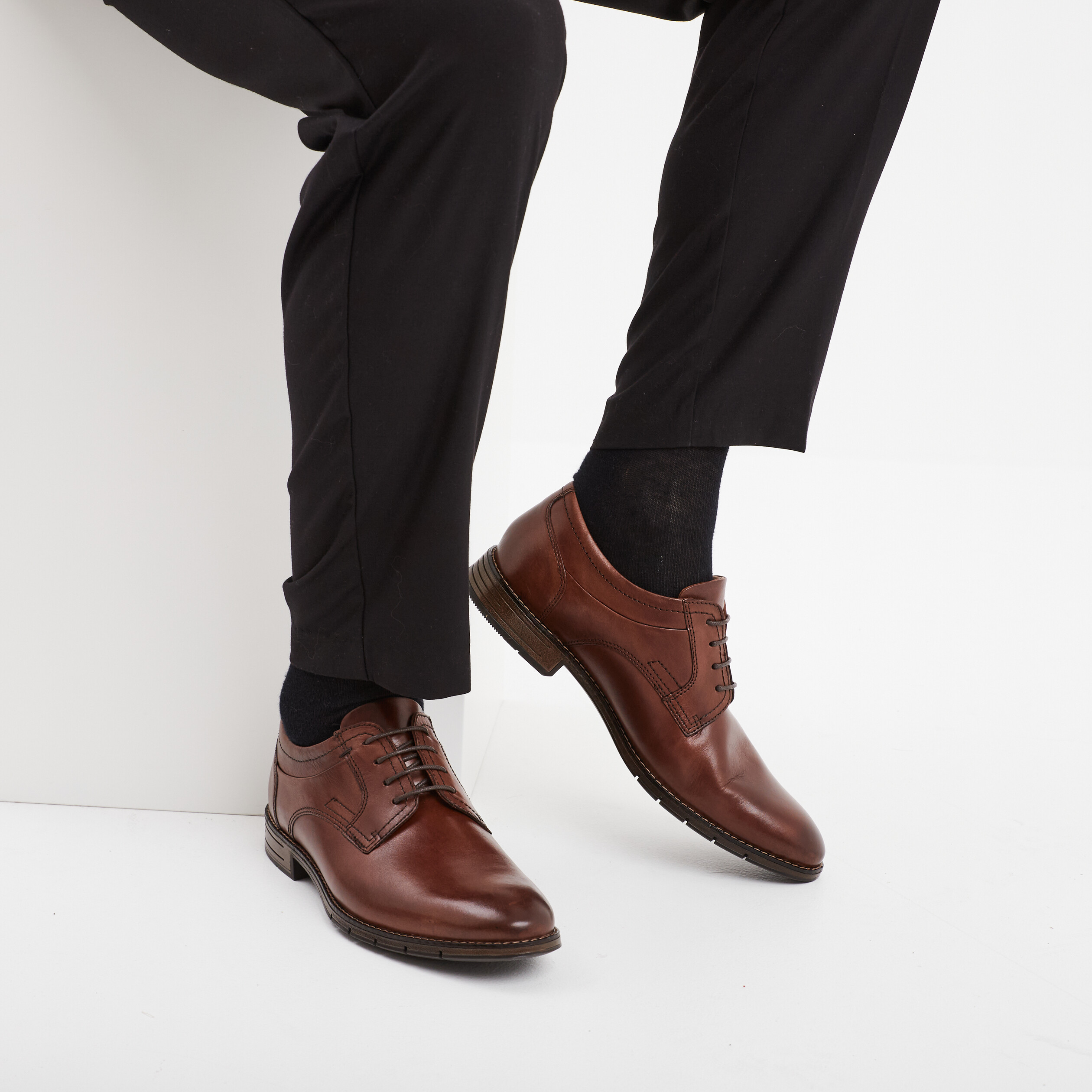 derbies en cuir avec lacets marron fonce homme Derbies en cuir avec lacets marron foncé homme