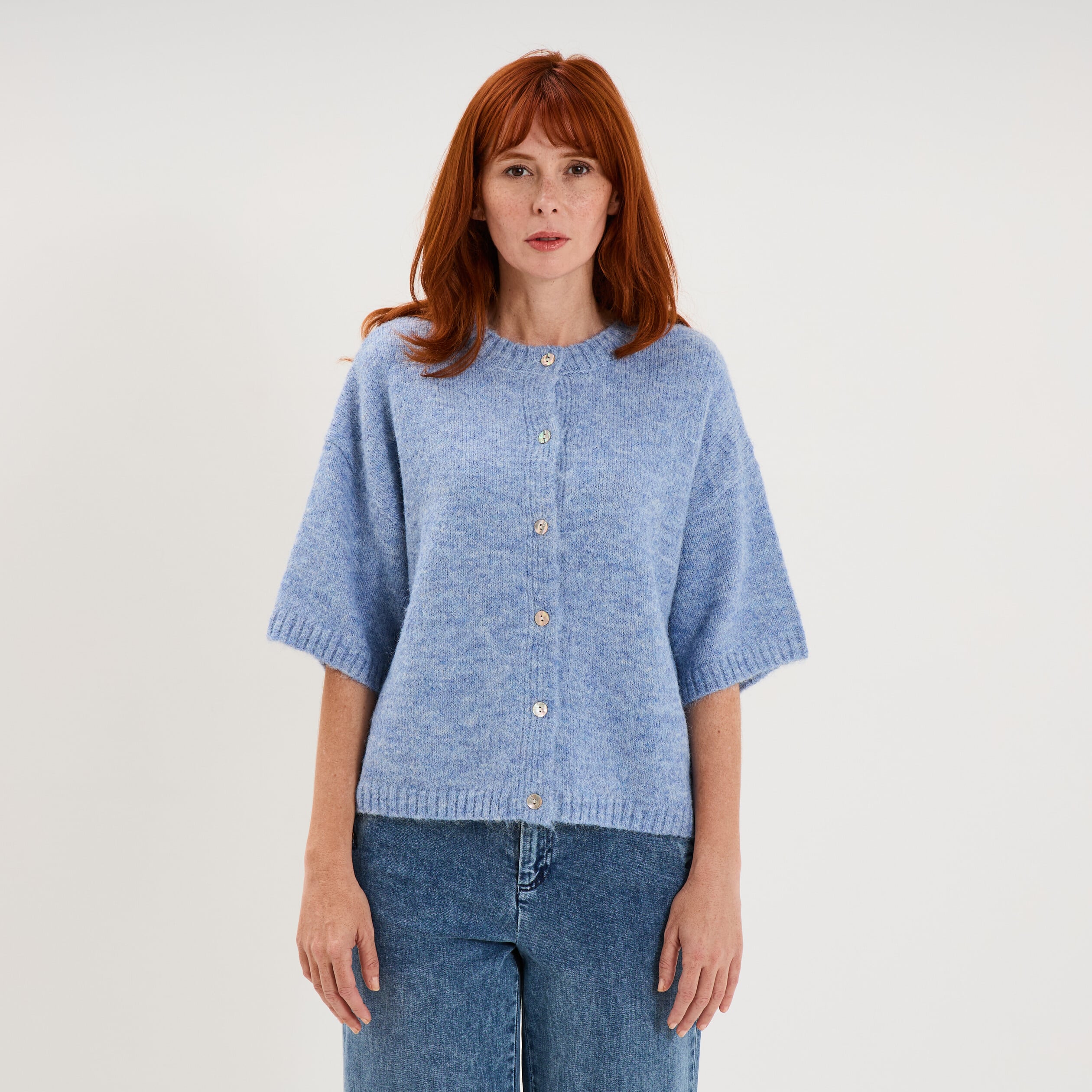 Gilet boutonn&eacute; manches courtes col rond bleu ciel femme