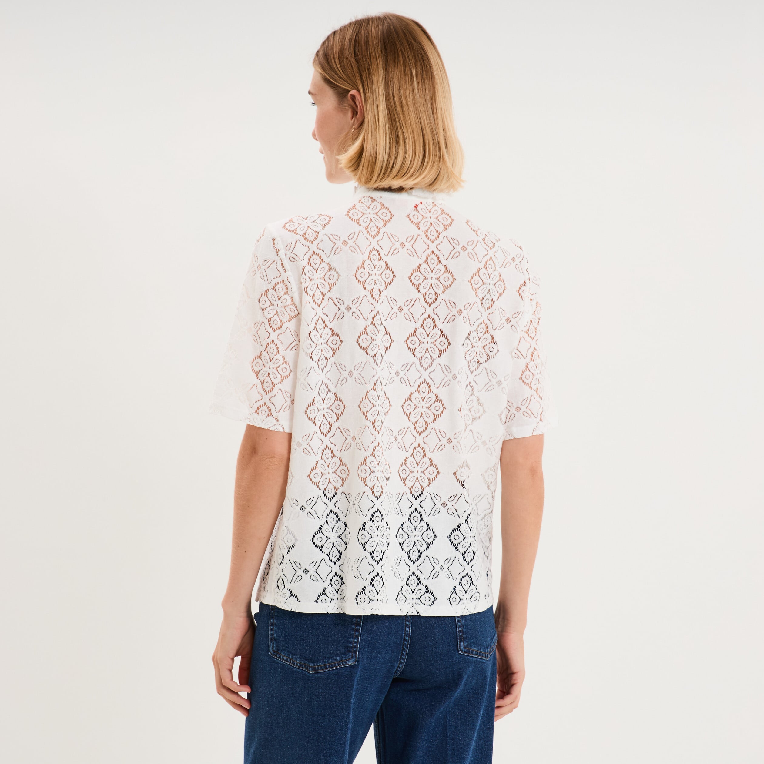 Chemise en dentelle col victorien blanc femme