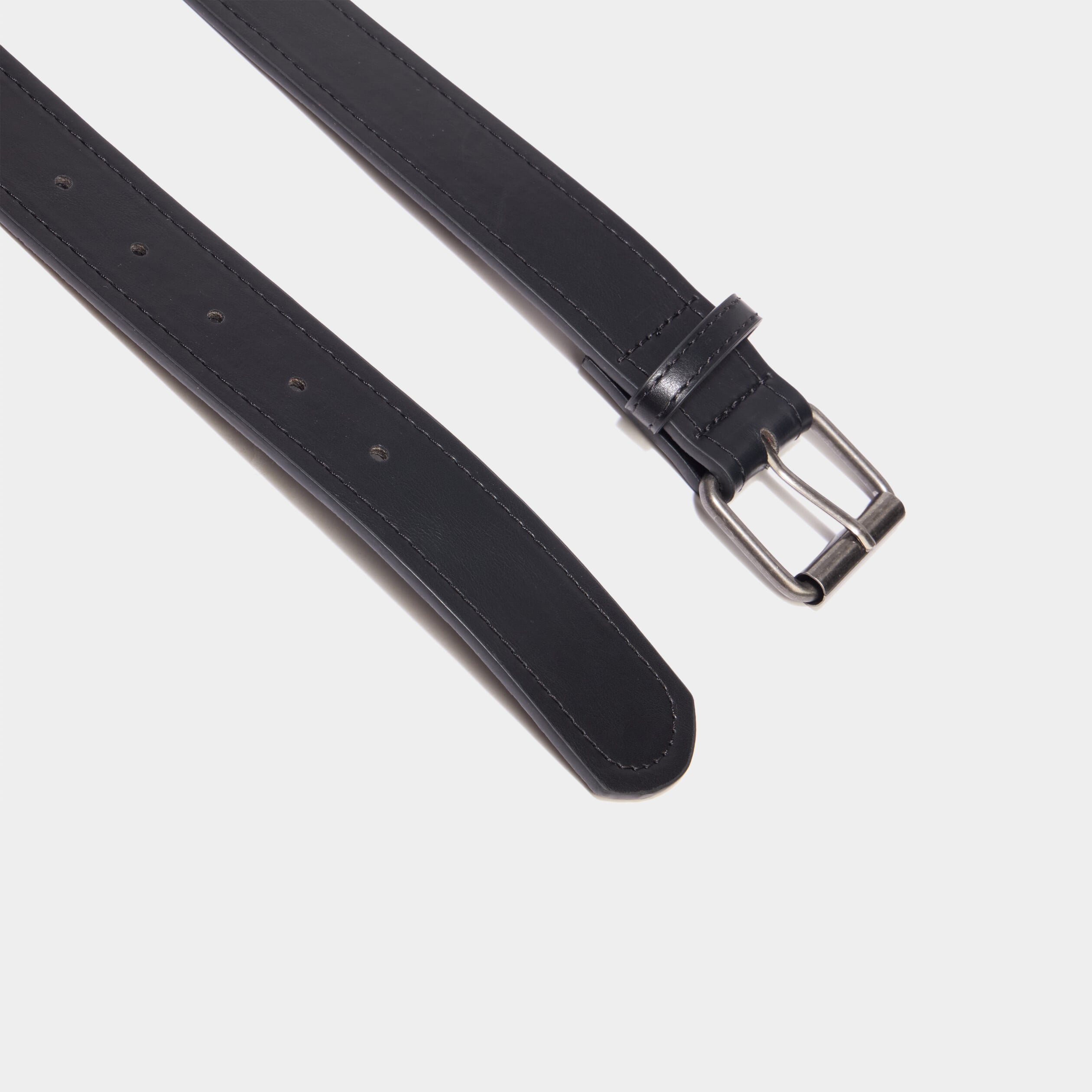 Ceinture &agrave; boucle carr&eacute;e noir homme