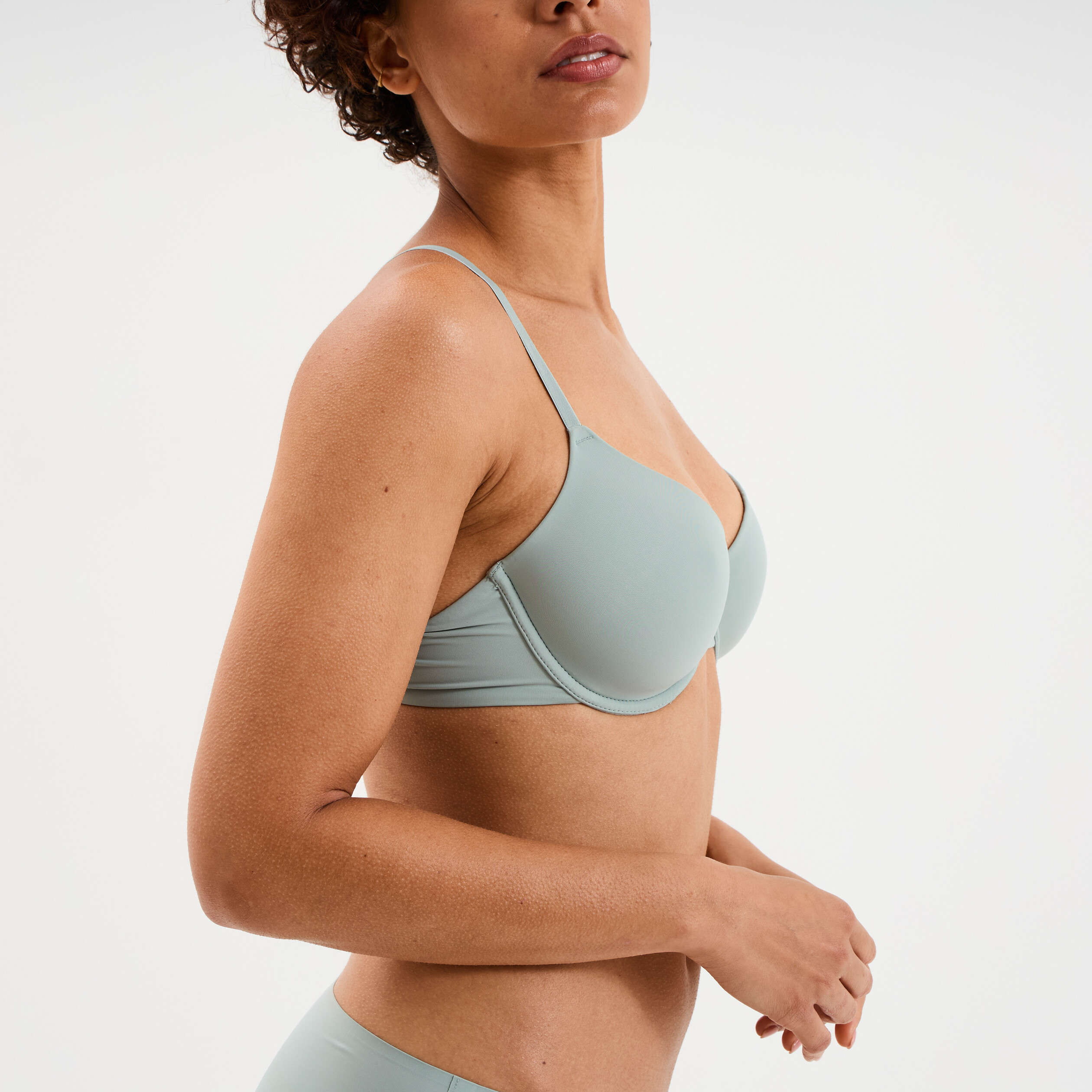 Soutien-gorge corbeille padd&eacute; microfibre vert clair femme
