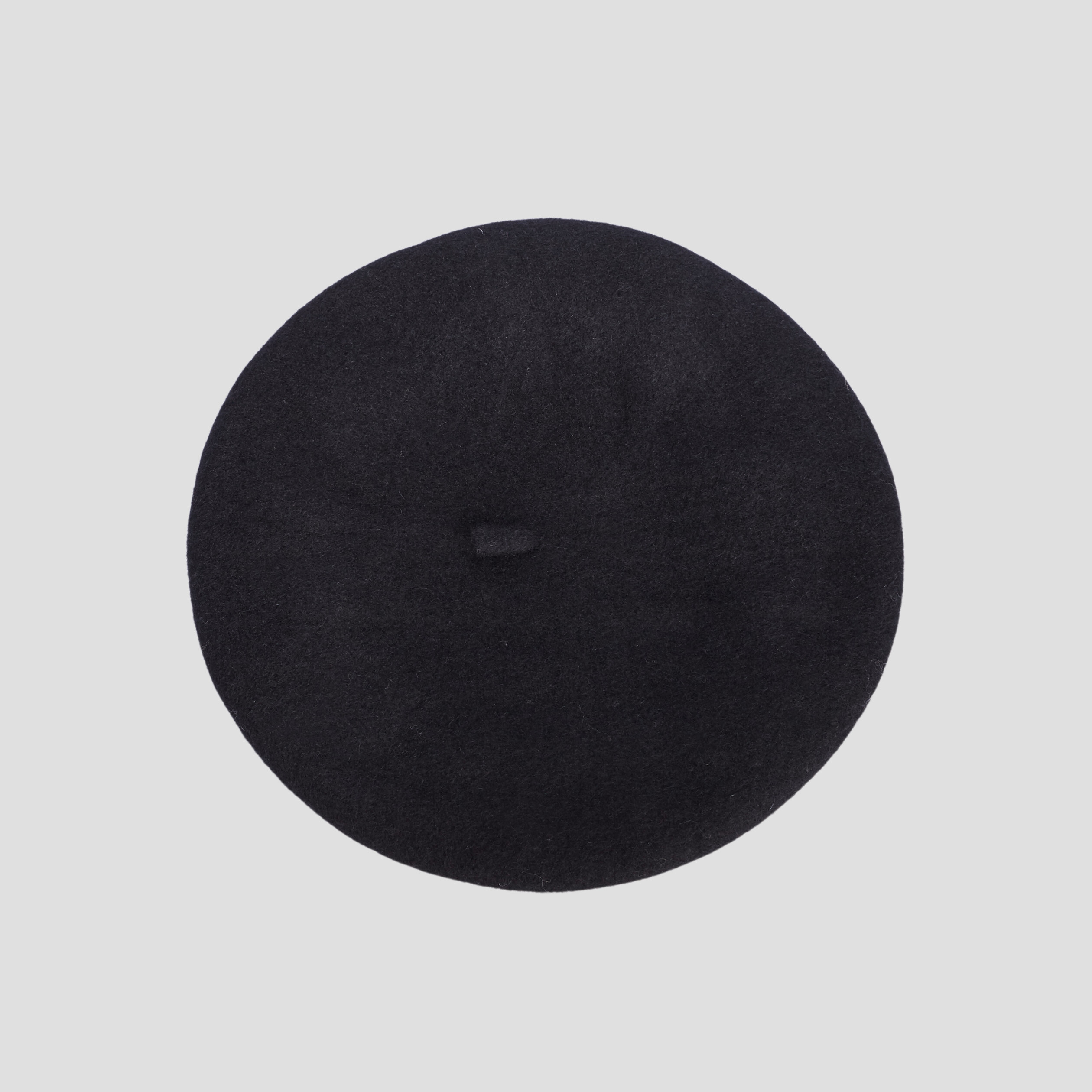 Béret noir femme