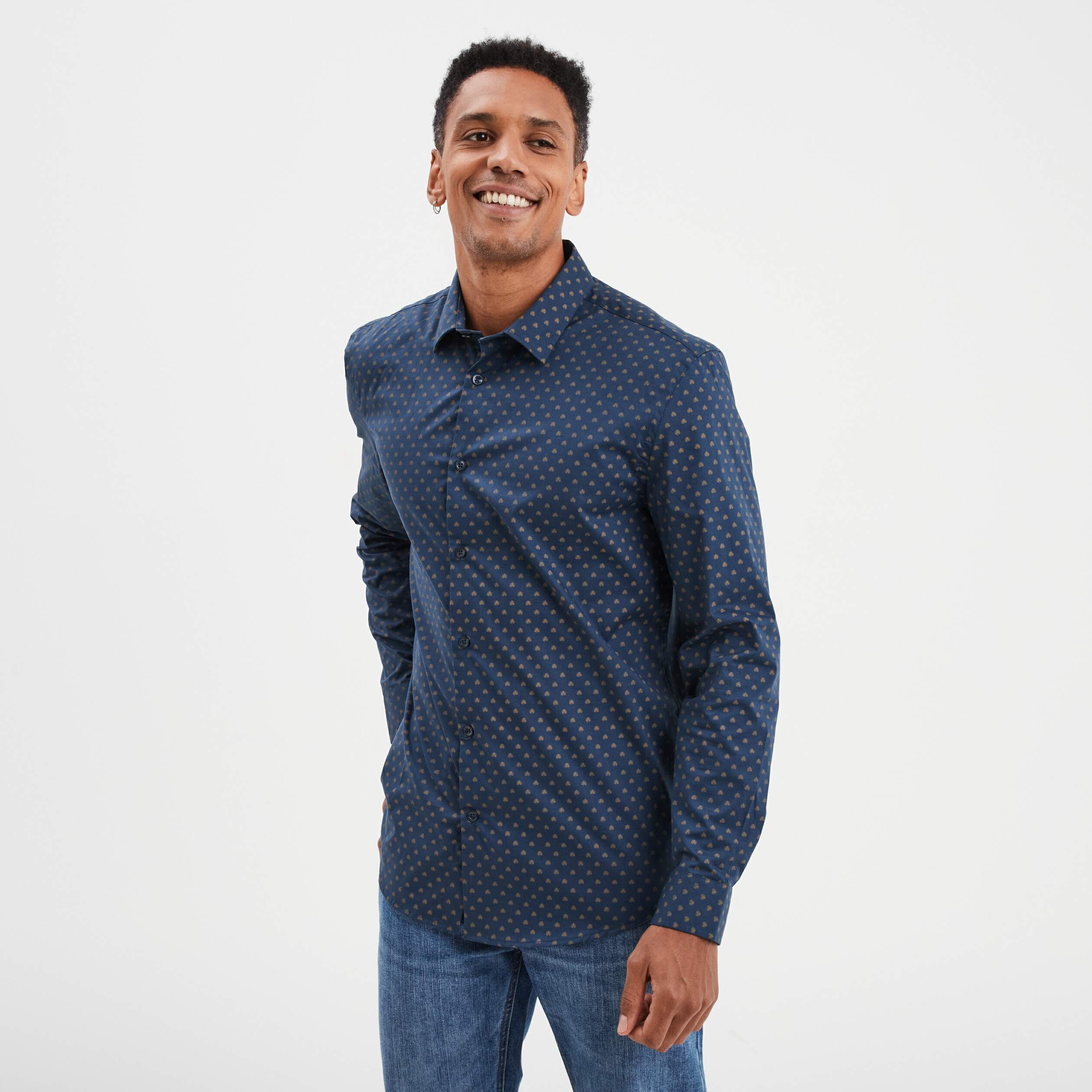 Chemise ajust&eacute;e manches longues bleu fonc&eacute; homme