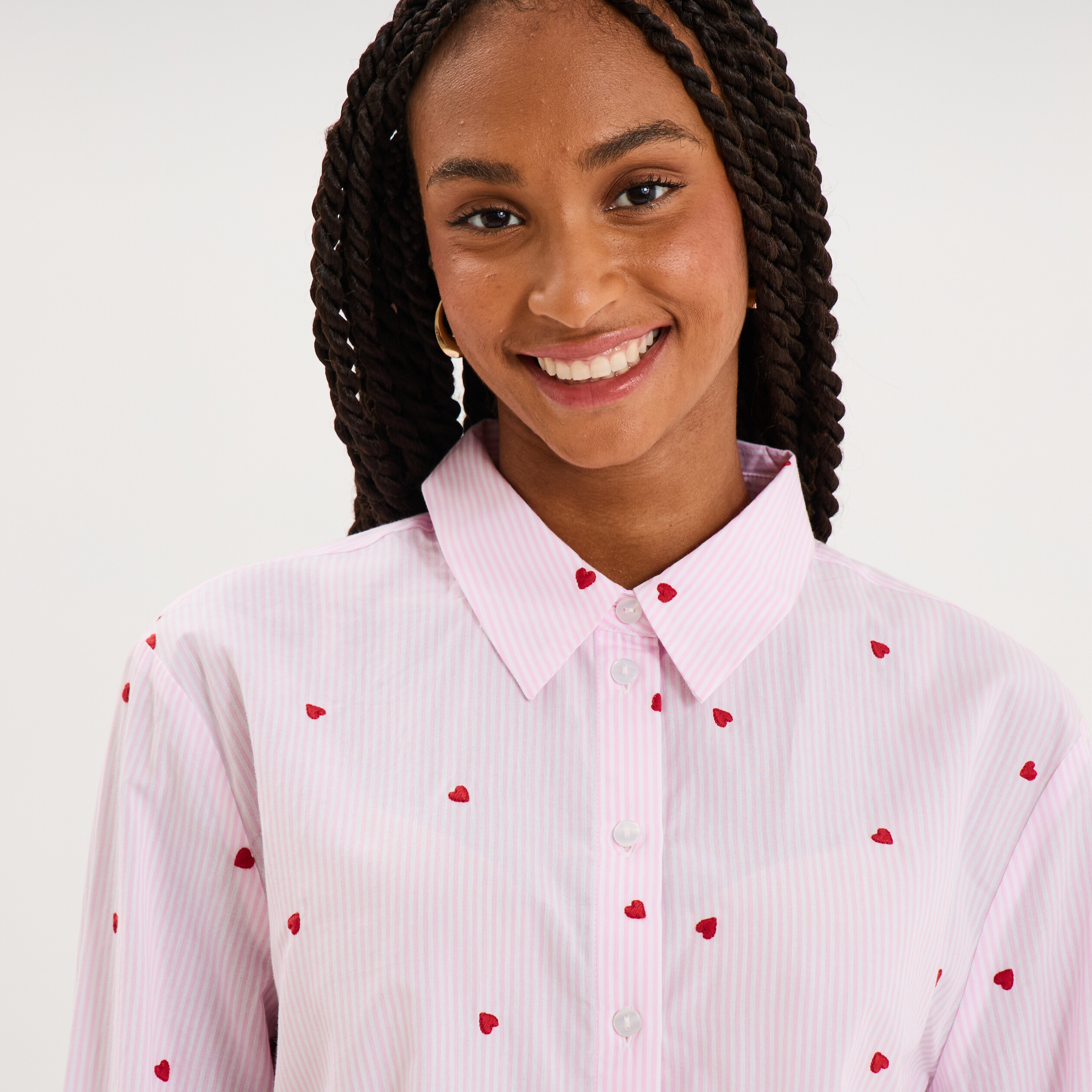 Chemise brod&eacute;e manches longues rose femme