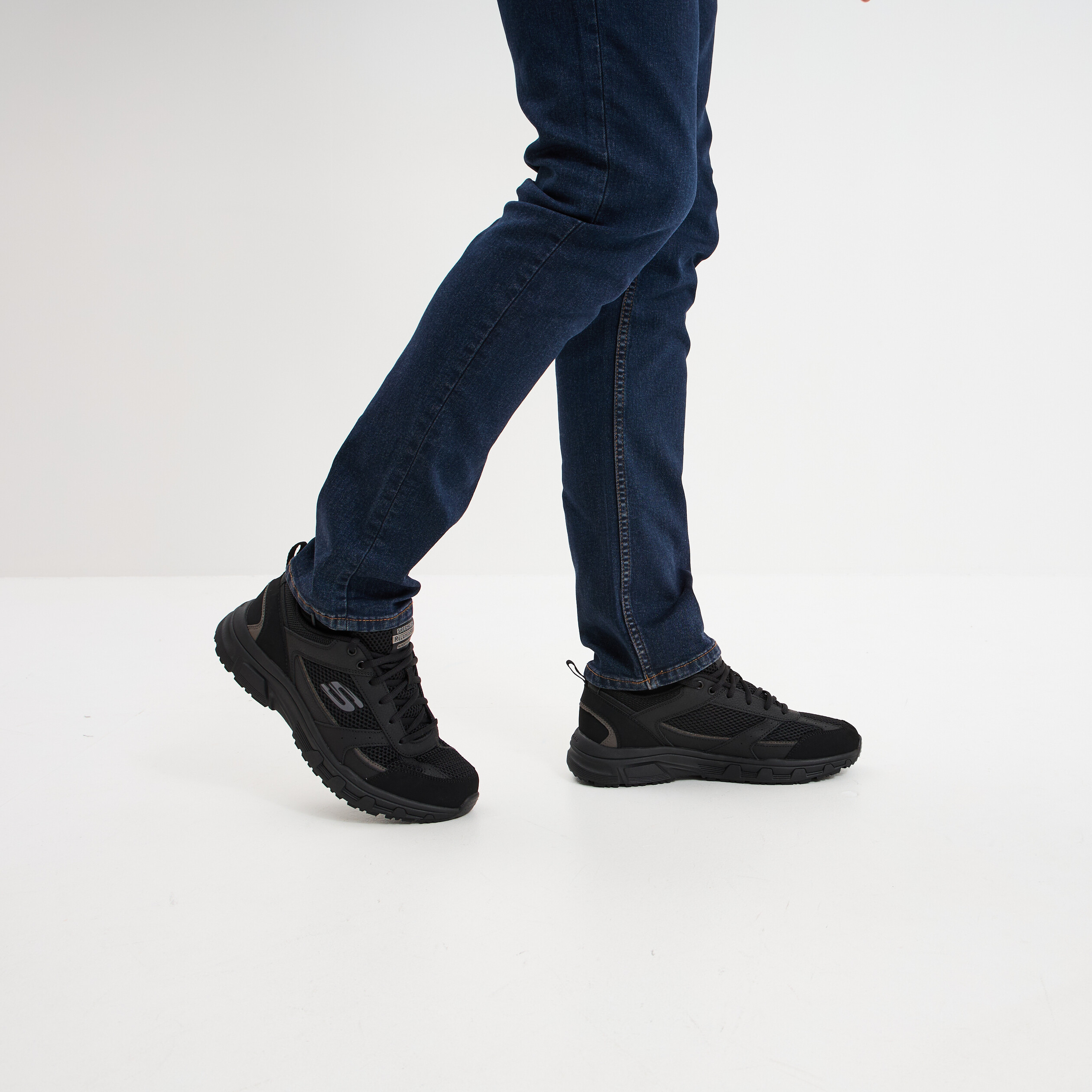 Baskets running mémoire forme Skechers noir homme La Halle