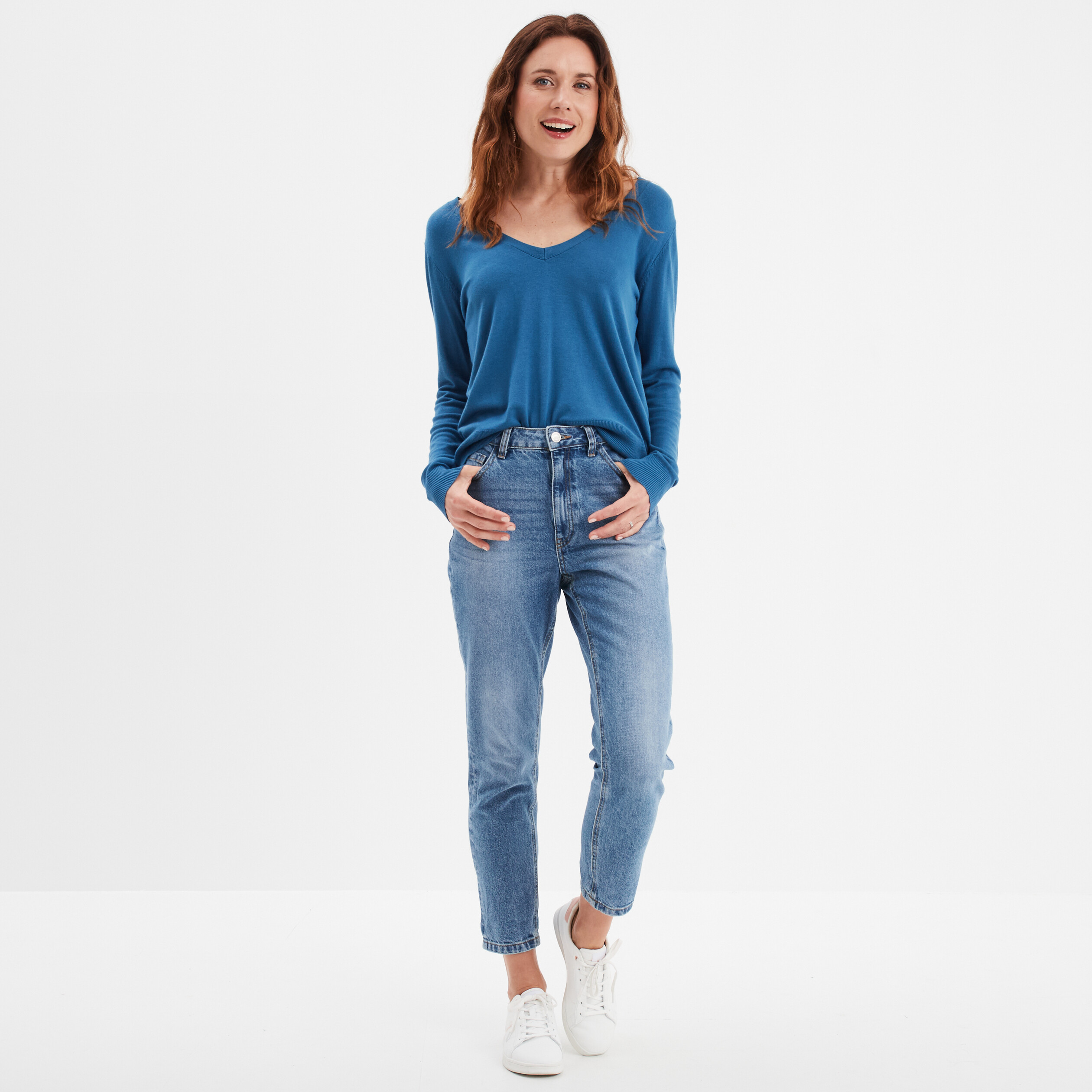pull col en v manches longues bleu fonce femme Pull col en V manches longues bleu foncé femme