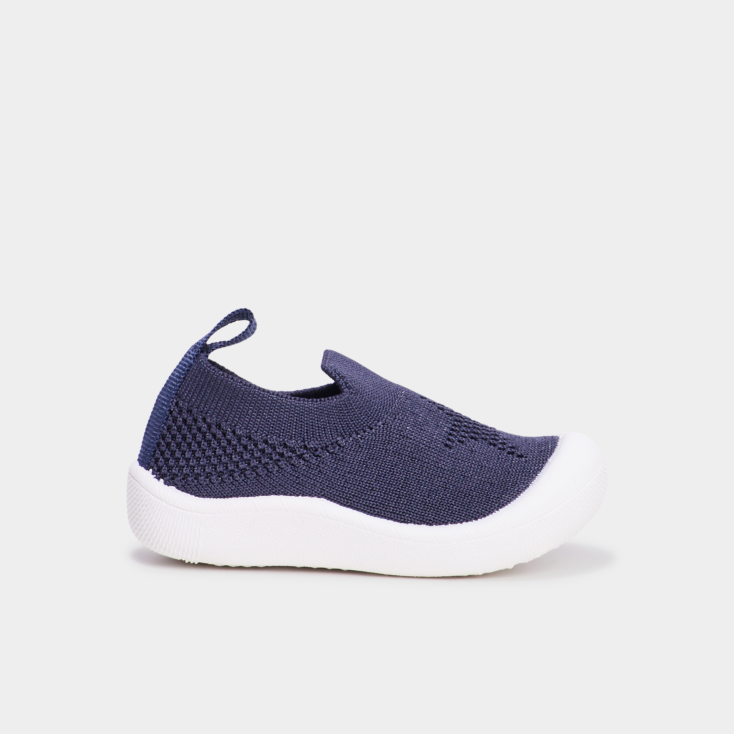 Chaussons aspect tricot semelle souple bleu marine b&eacute;b&eacute; gar&ccedil;on