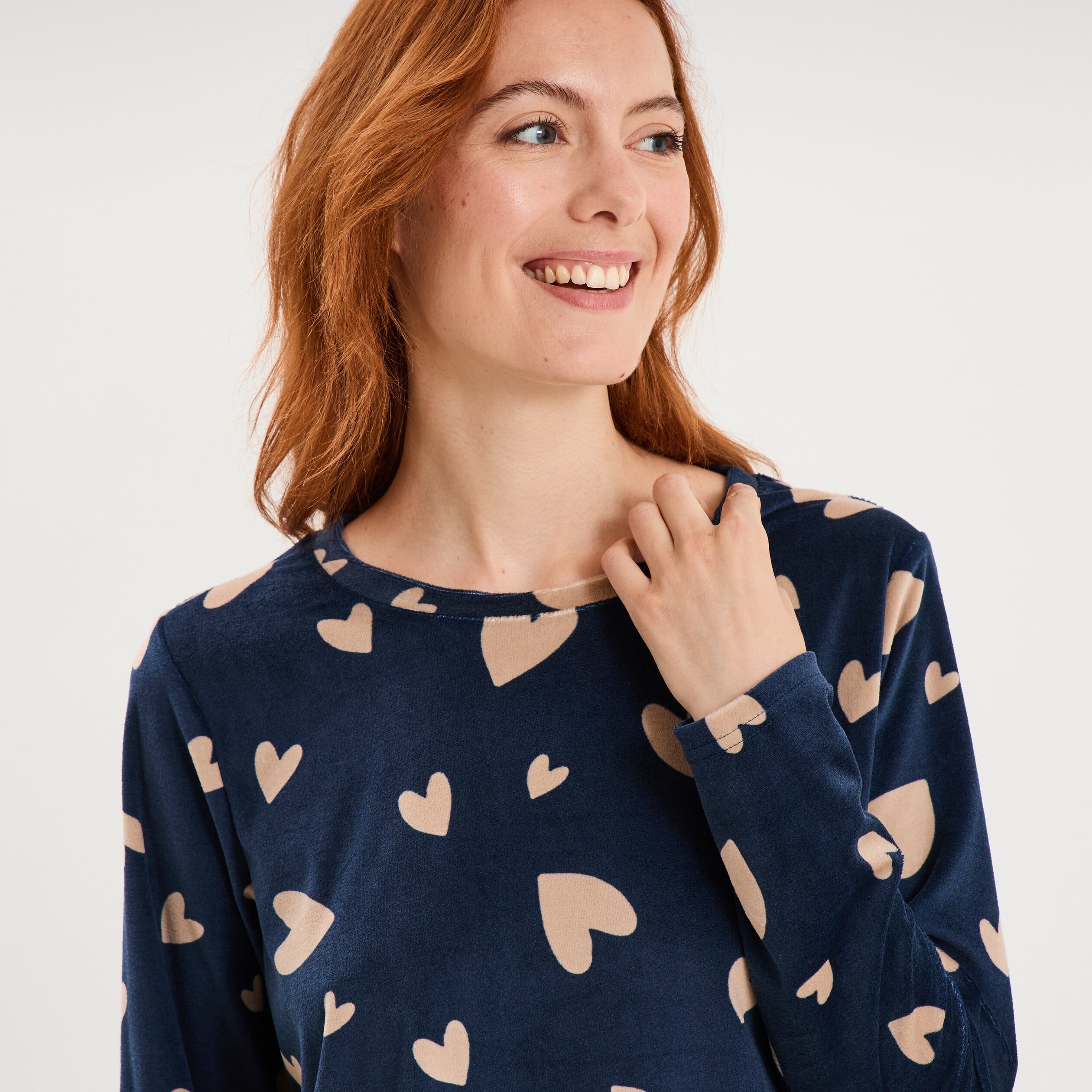 Ensemble pyjama t-shirt pantalon velours bleu gris femme