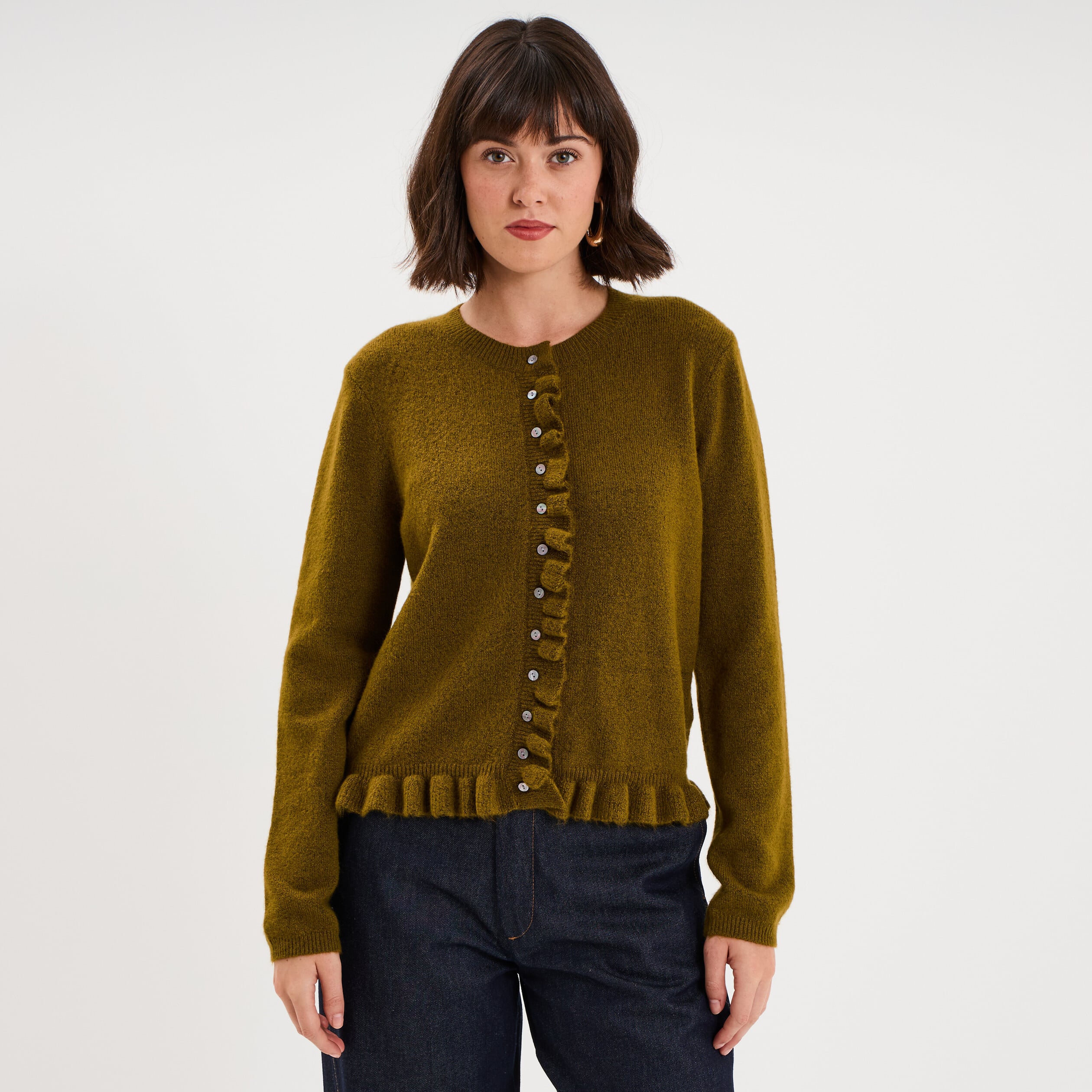 Gilet col rond &agrave; volants boutonn&eacute; vert olive femme