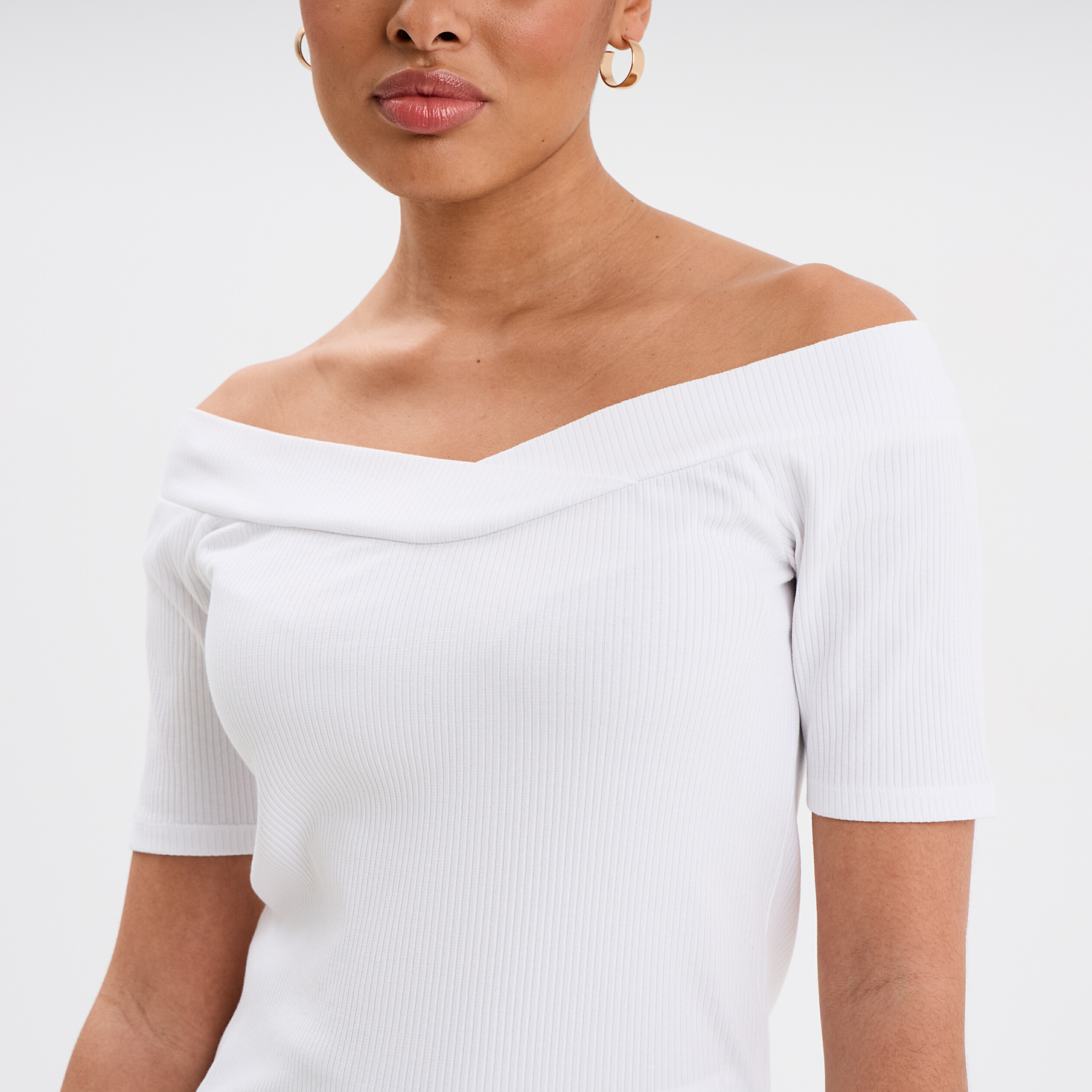 t shirt col bardot manches courtes coton blanc femme T-shirt col bardot manches courtes coton blanc femme