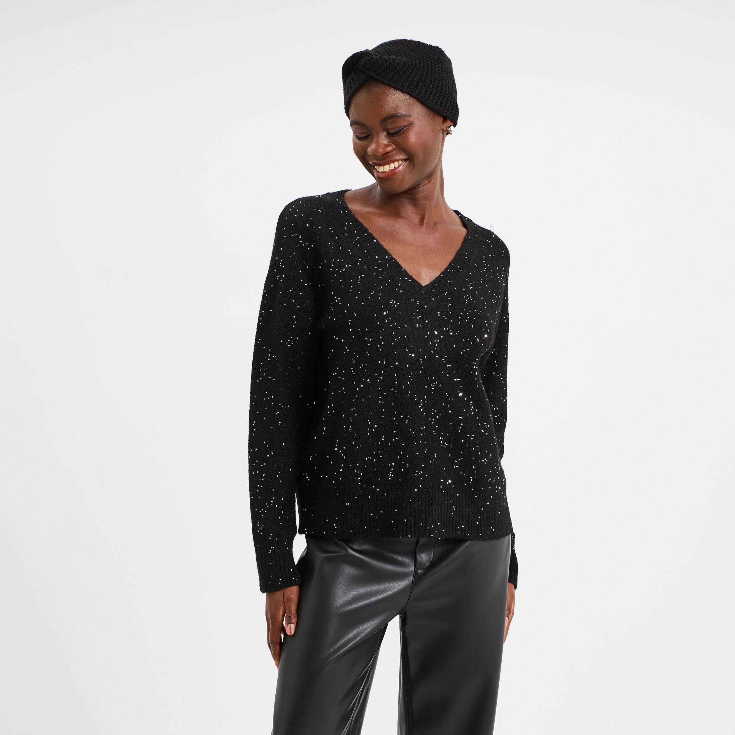 Pull col V &agrave; paillettes et sequins noir femme