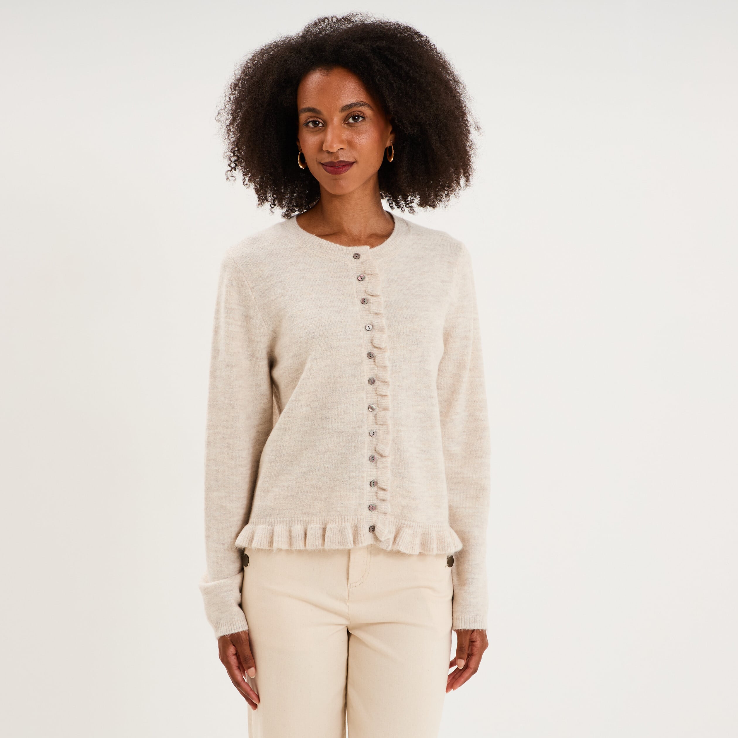 Gilet col rond &agrave; volants boutonn&eacute; ecru femme