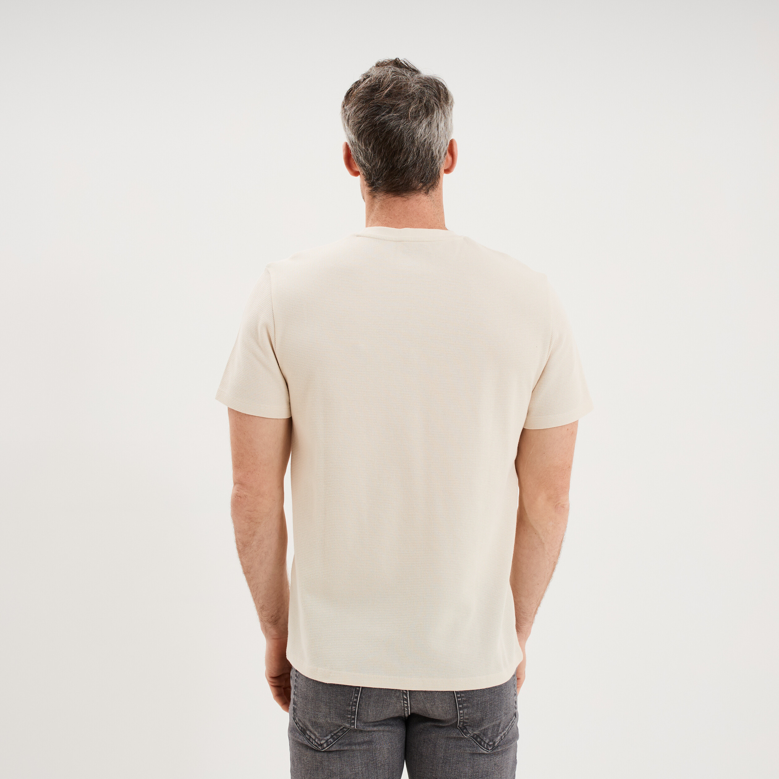 T-shirt textur&eacute; droit col rond coton ecru homme