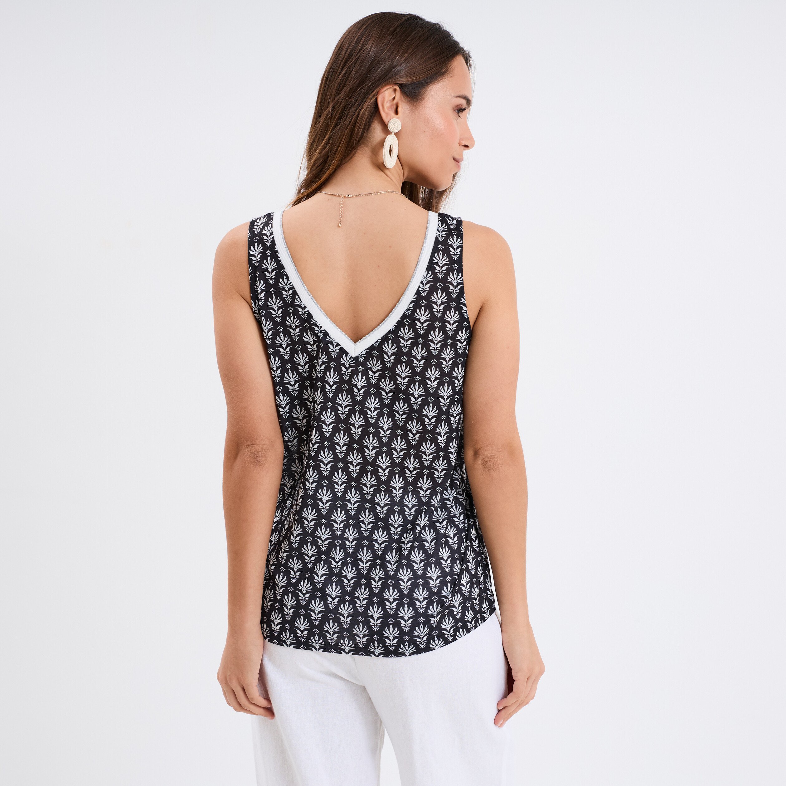 debardeur col en v bretelles fines noir femme Débardeur col en V bretelles fines noir femme