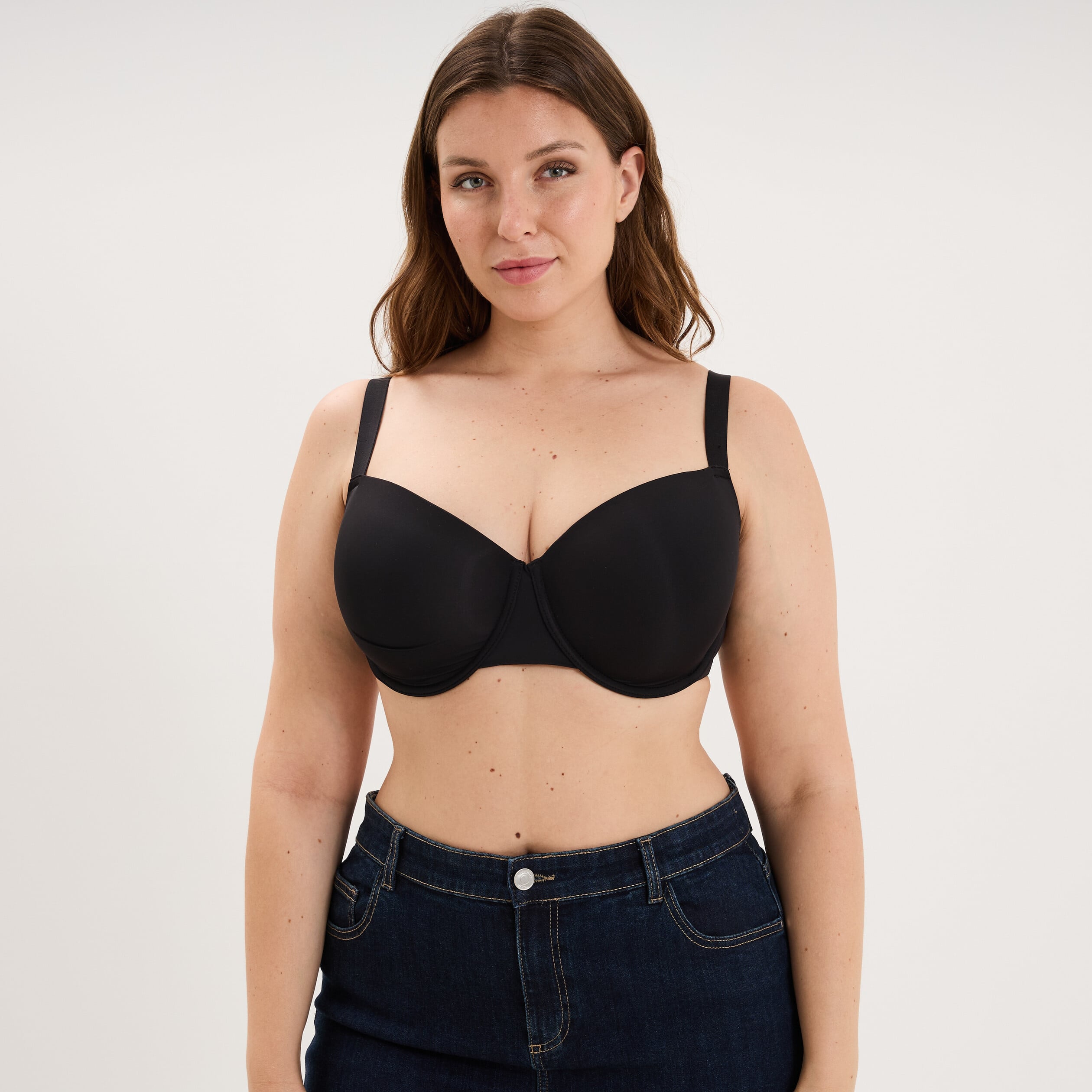 Soutien-gorge corbeille noir femme grande taille