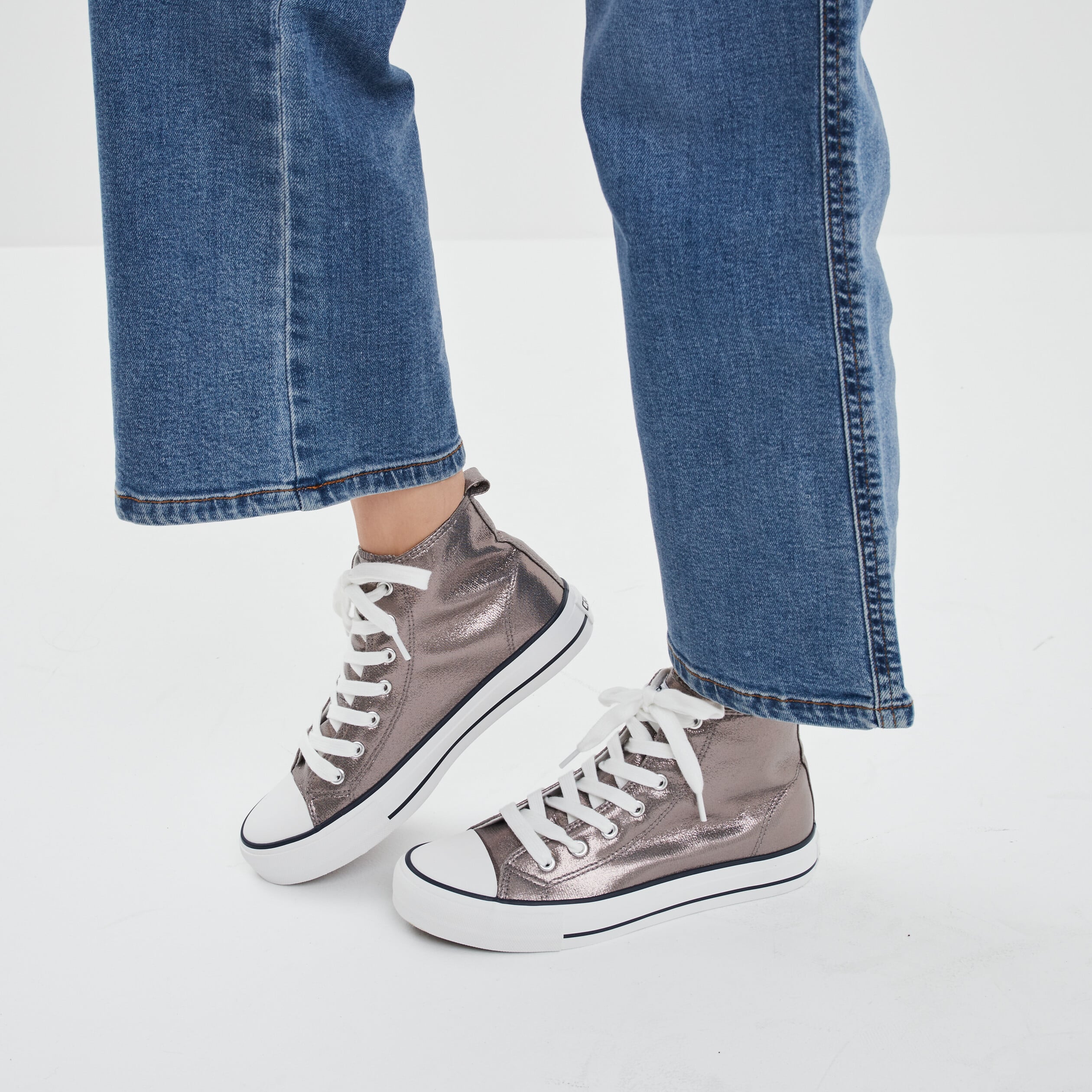 Tennis montantes &agrave; lacets Creeks gris argent femme