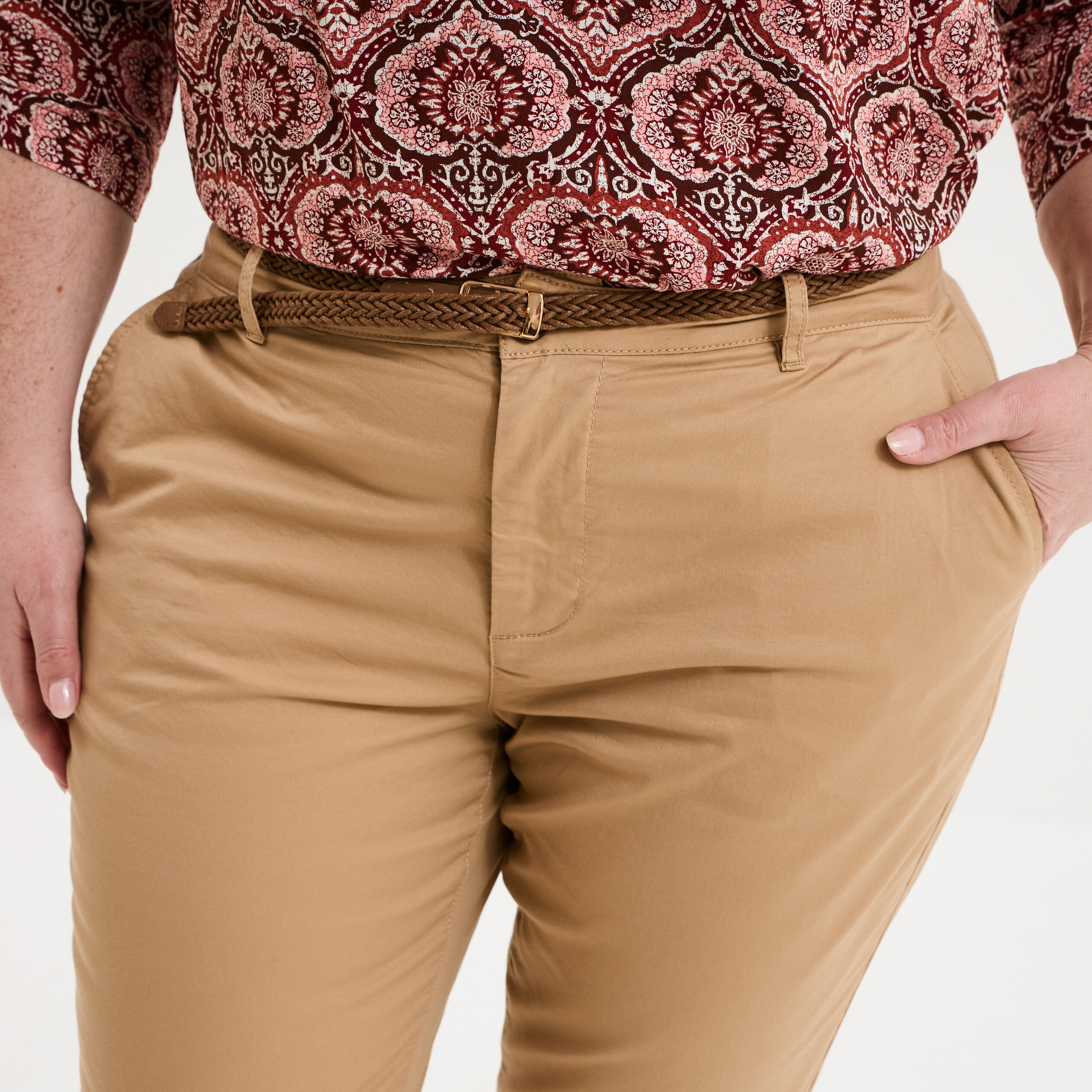 Pantalon chino taille haute coton beige femme grande taille