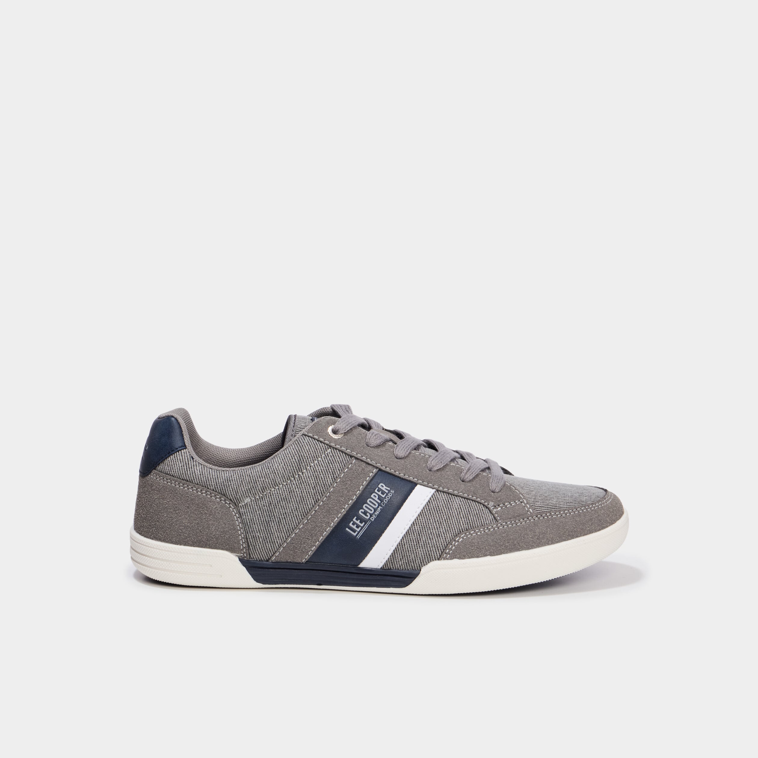 Tennis basses en toile Lee Cooper gris homme