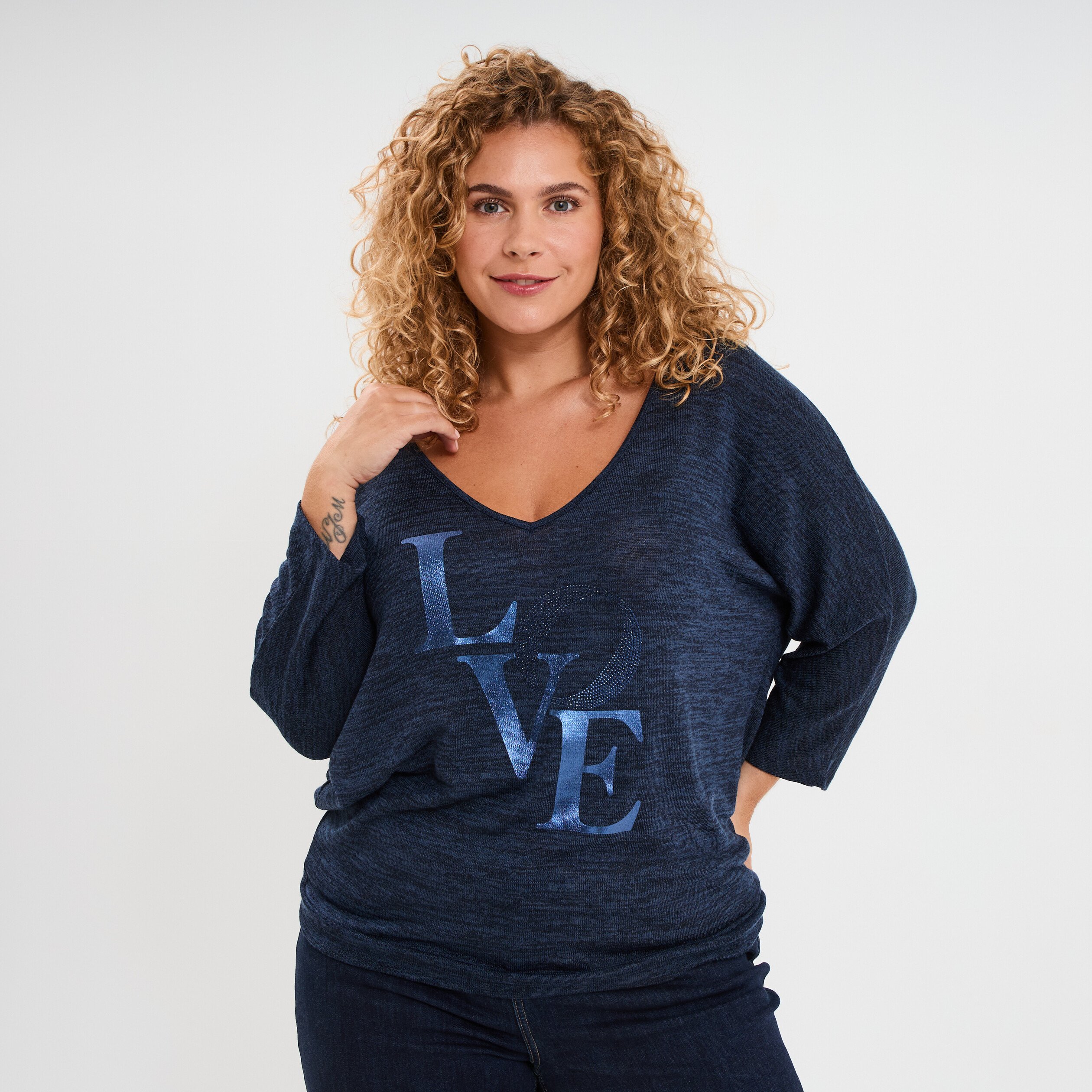 Pull manches 3/4 chauve-souris col V bleu marine femme grande