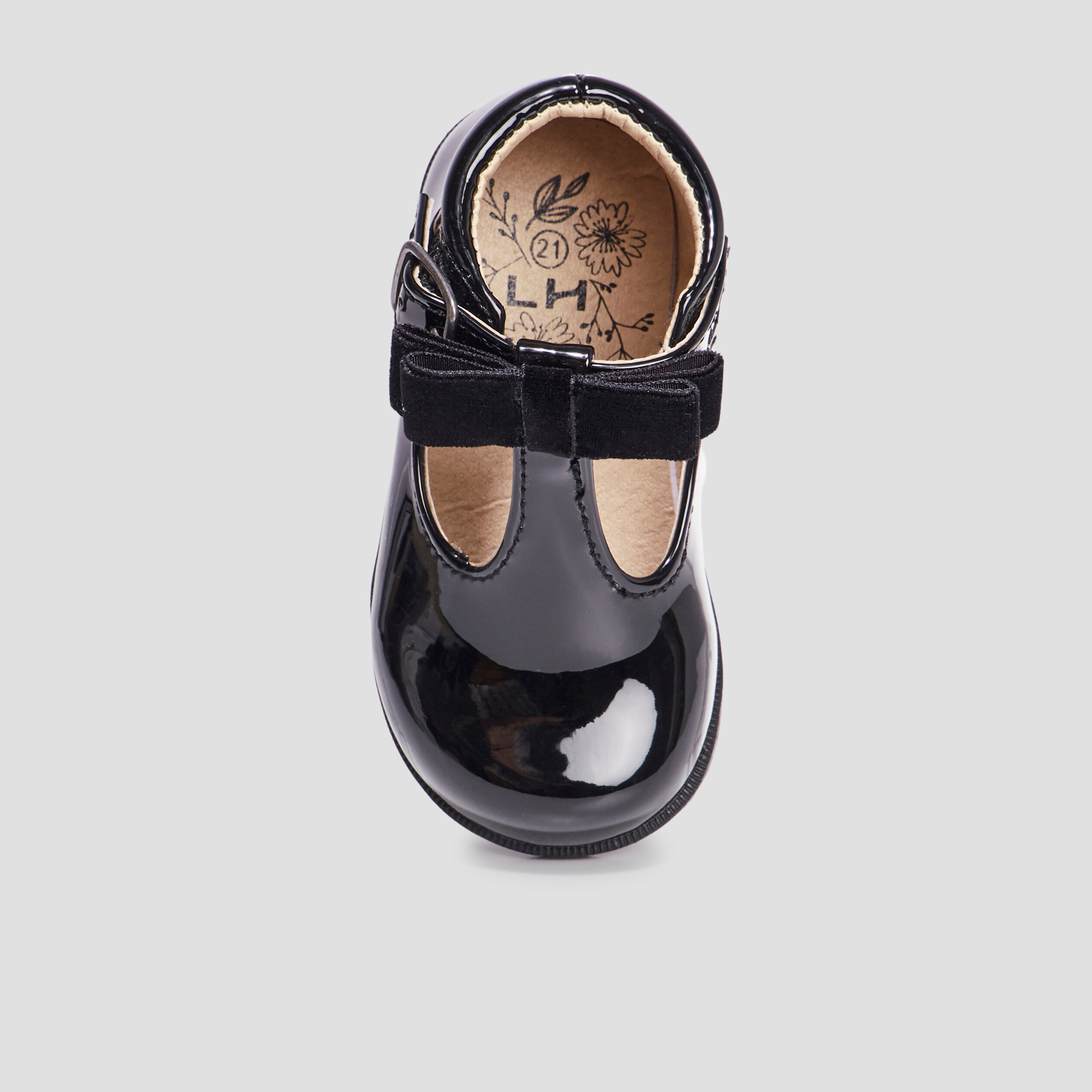 Babies c&eacute;r&eacute;monie vernies avec noeuds noir b&eacute;b&eacute; fille