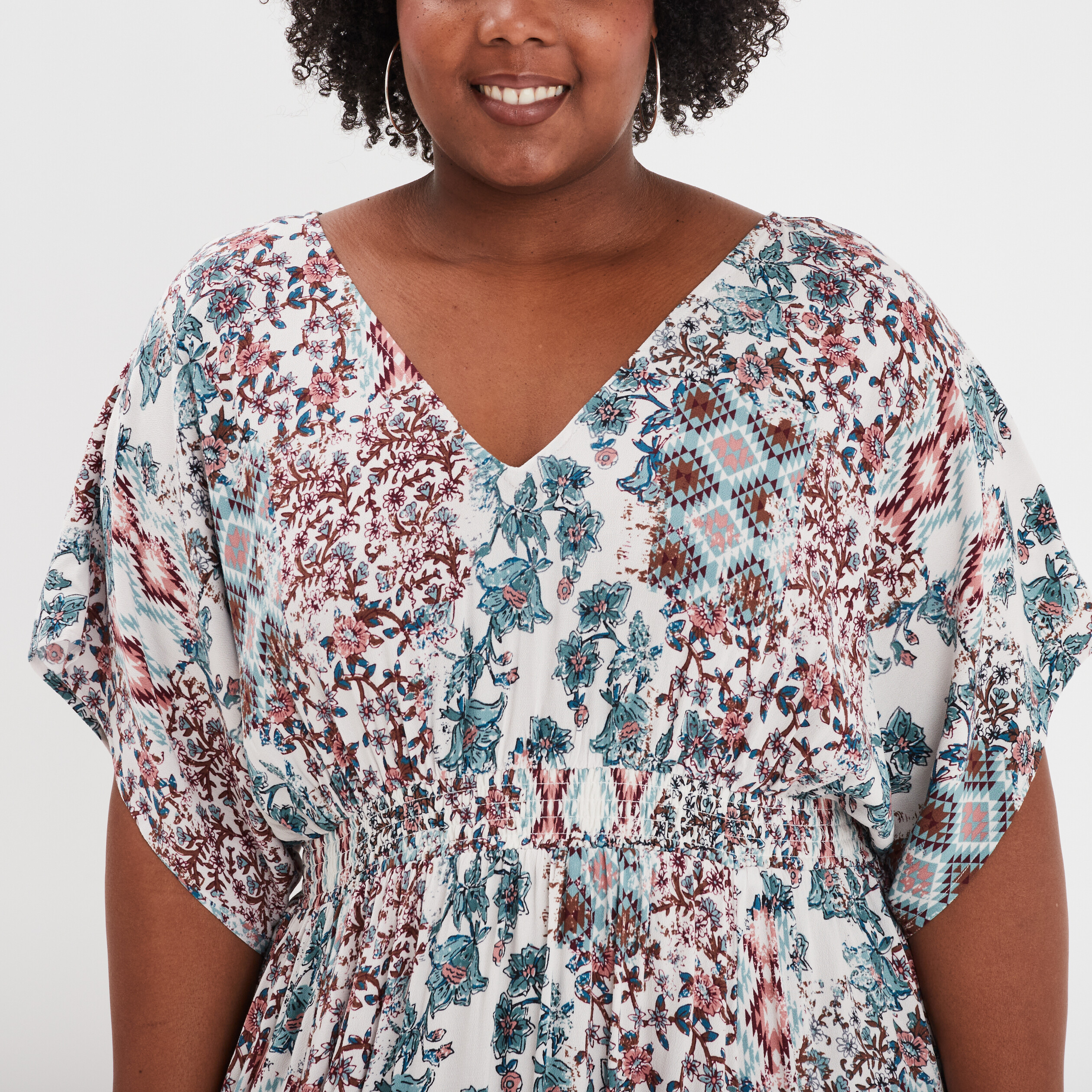 robe longue col en v fluide ecru femmegt Robe longue col en V fluide ecru femme grande taille