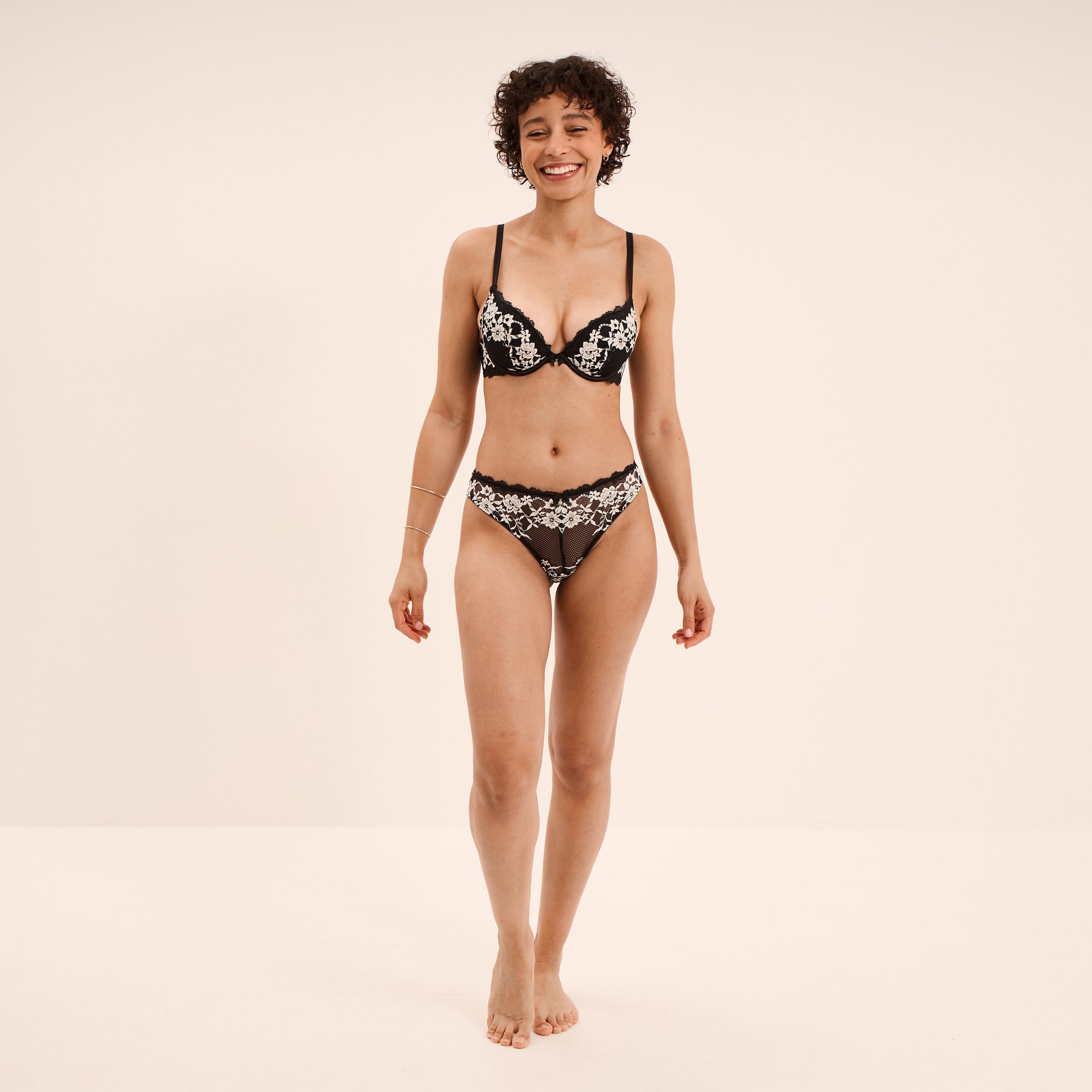 Soutien-gorge maxi push-up noir femme