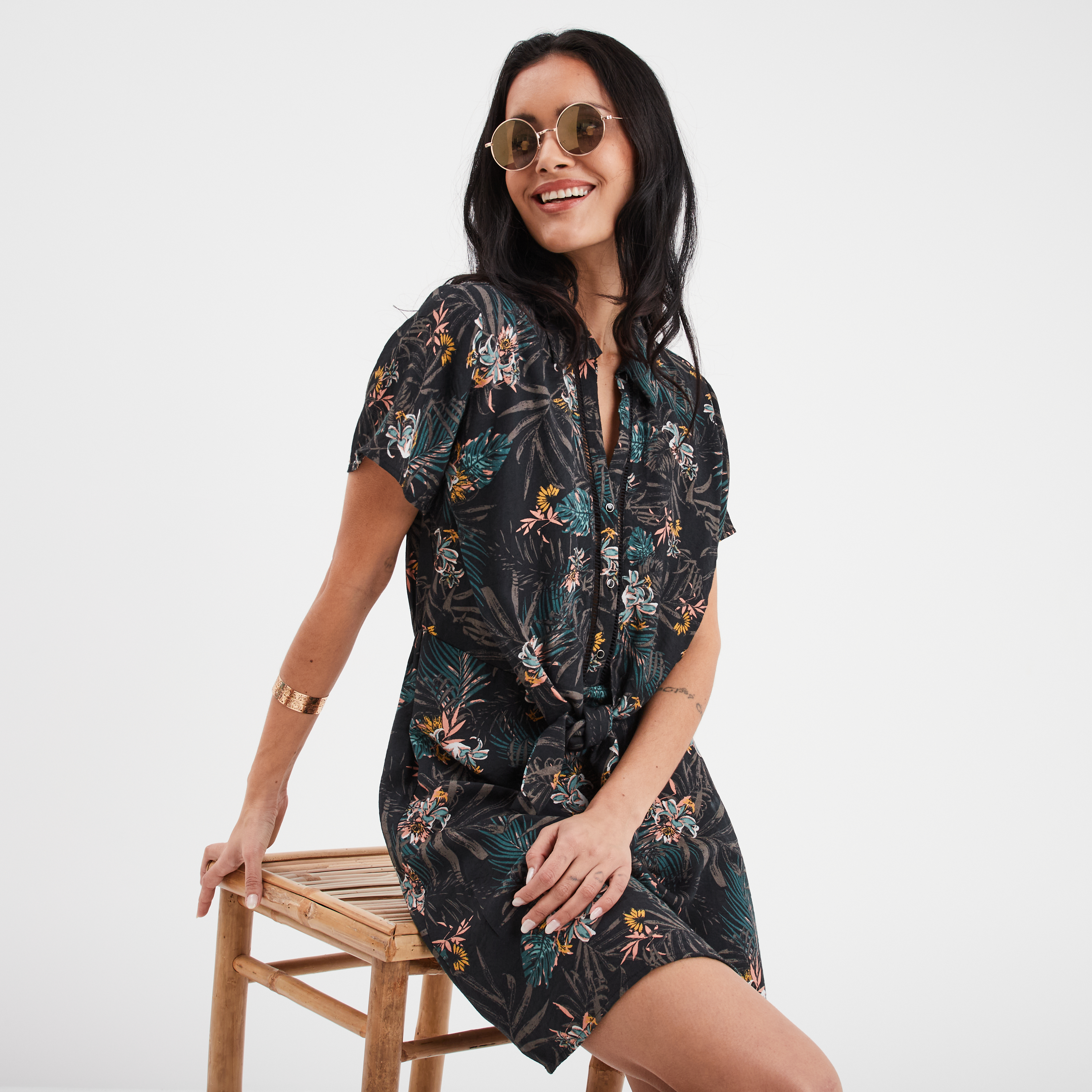 robe courte taille effet noue noir femme Robe courte taille effet noué noir femme