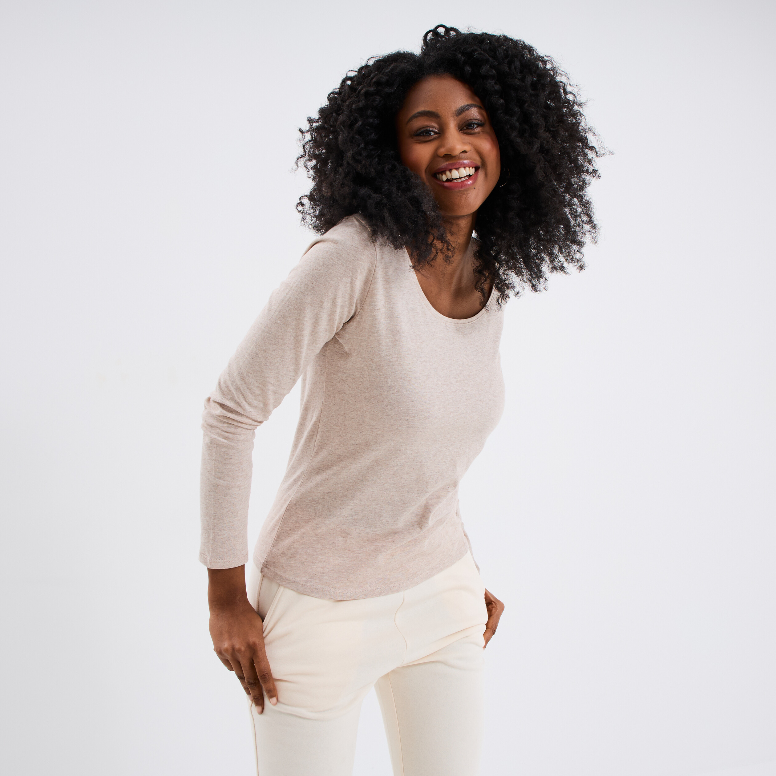 t shirt a manches longues beige femme T-shirt à manches longues beige femme