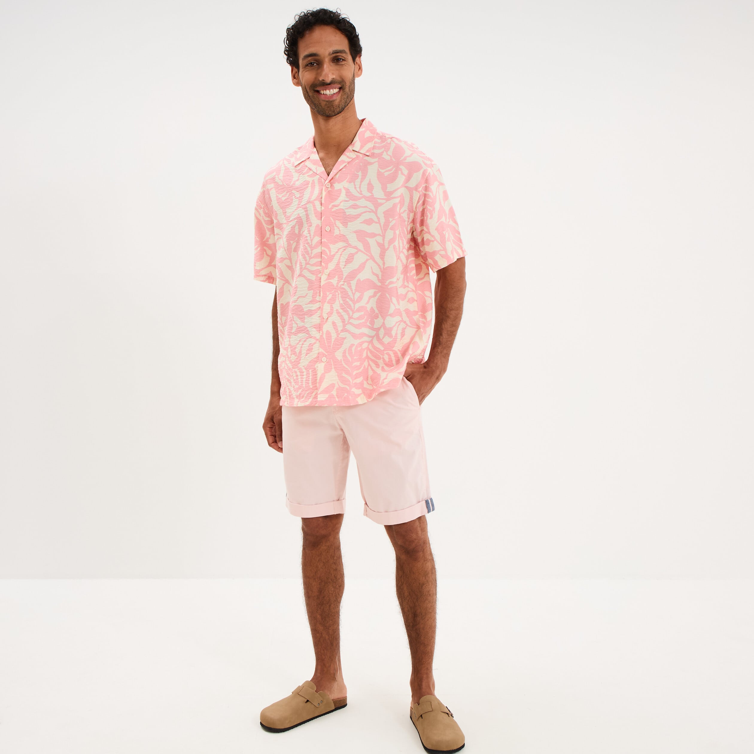 Chemise l&eacute;g&egrave;re textur&eacute;e manches courtes rose homme