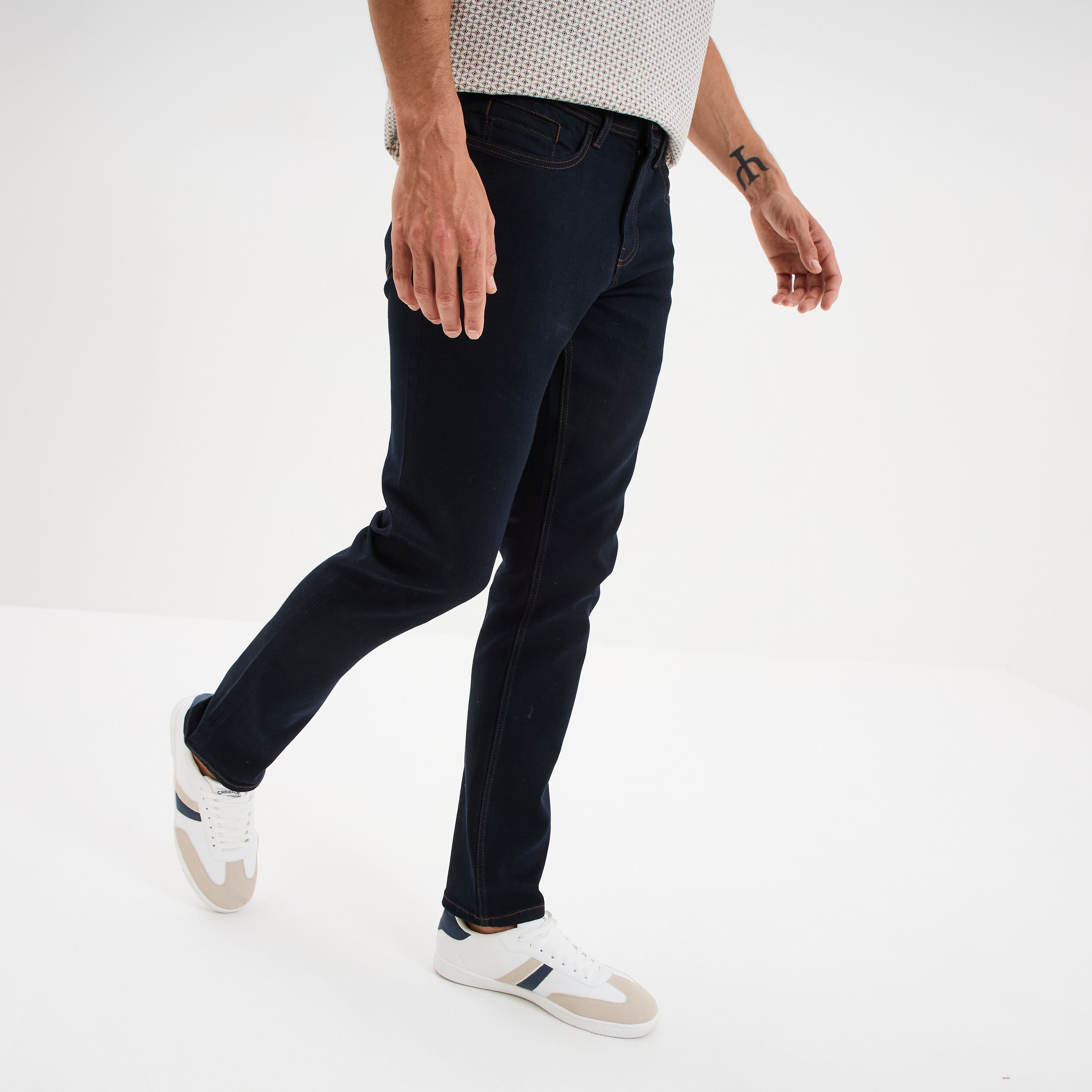 Jeans straight avec 5 poches denim brut clean homme