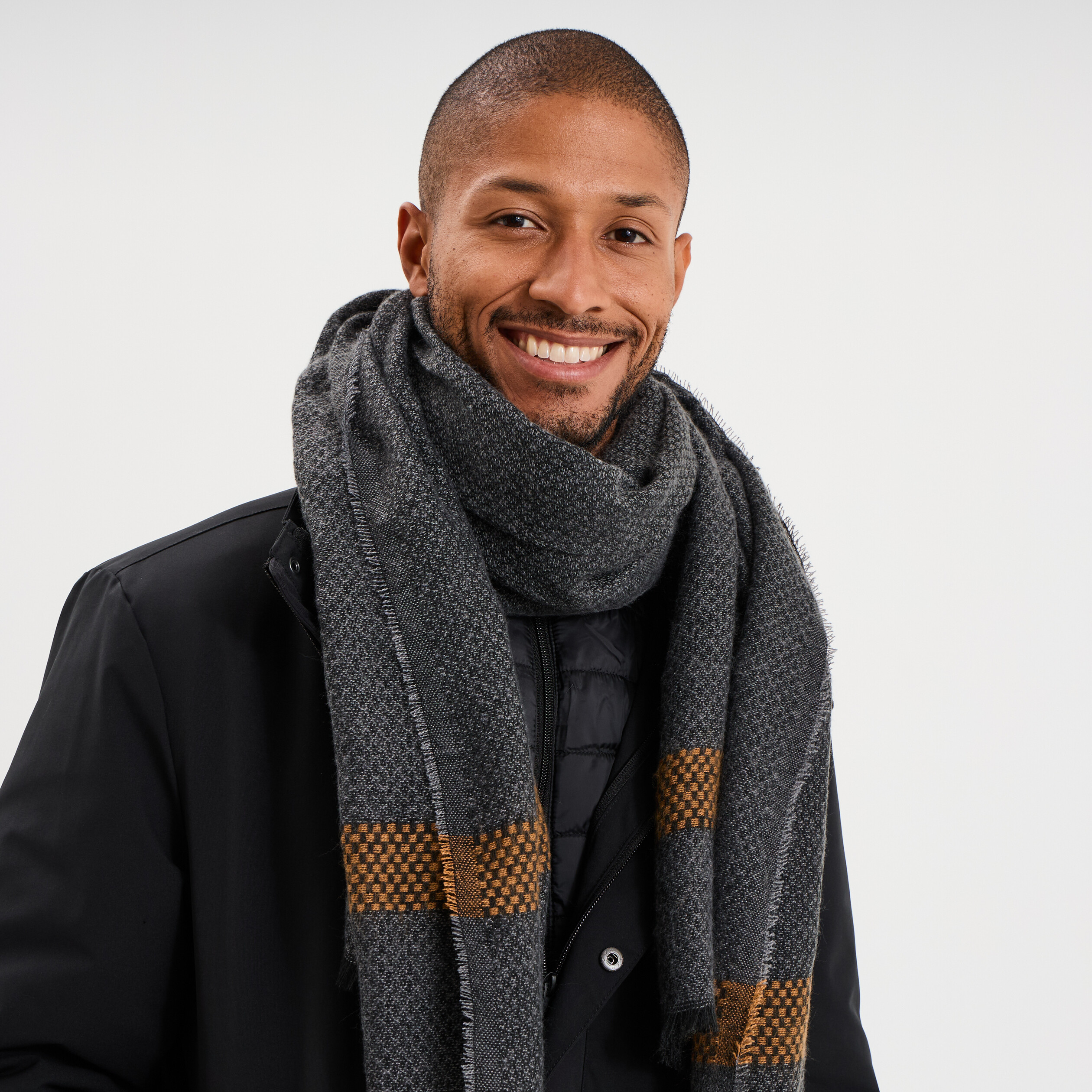 &Eacute;charpe gris homme