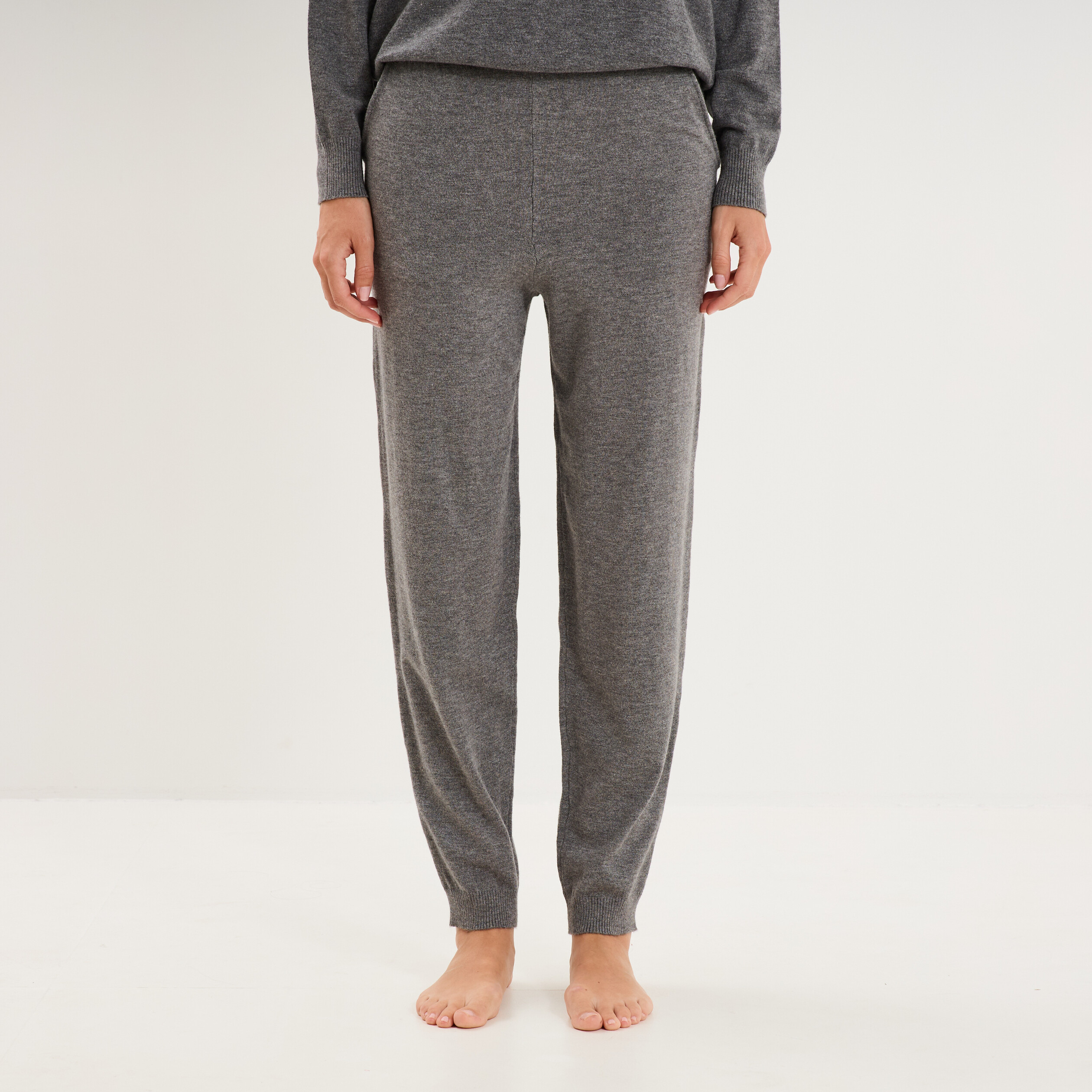Bas de pyjama jogger en maille gris fonc&eacute; femme