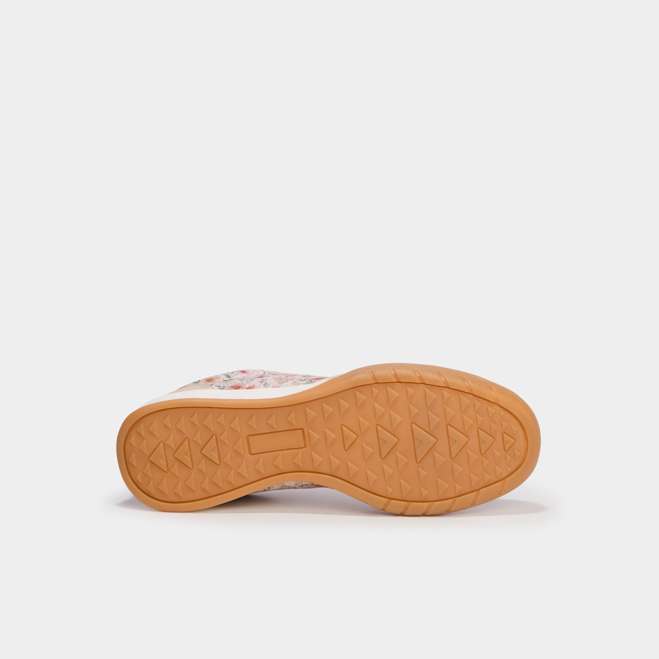 Baskets basses &agrave; lacets sable femme