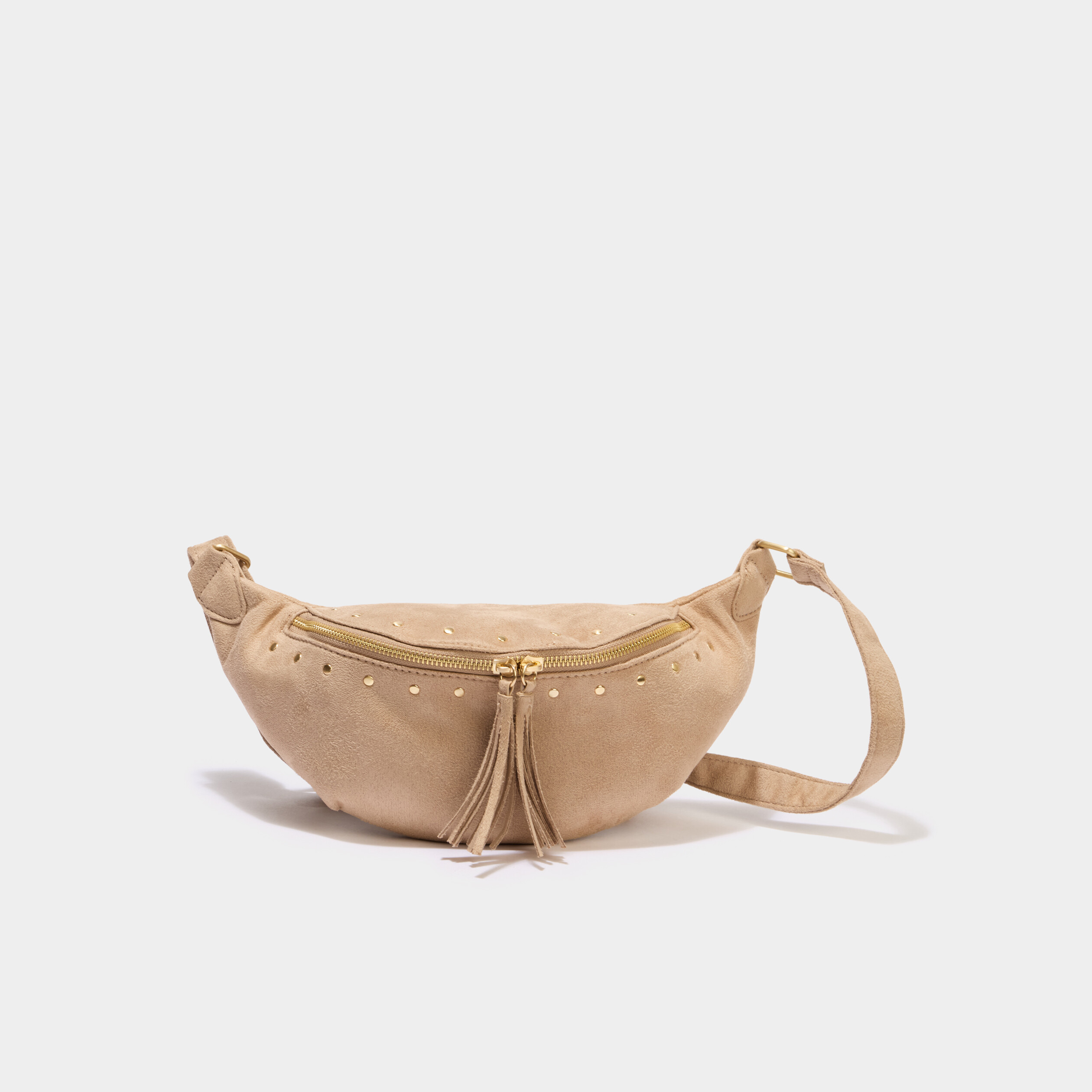 Sac banane su&eacute;dine avec d&eacute;tails clout&eacute;s sable femme