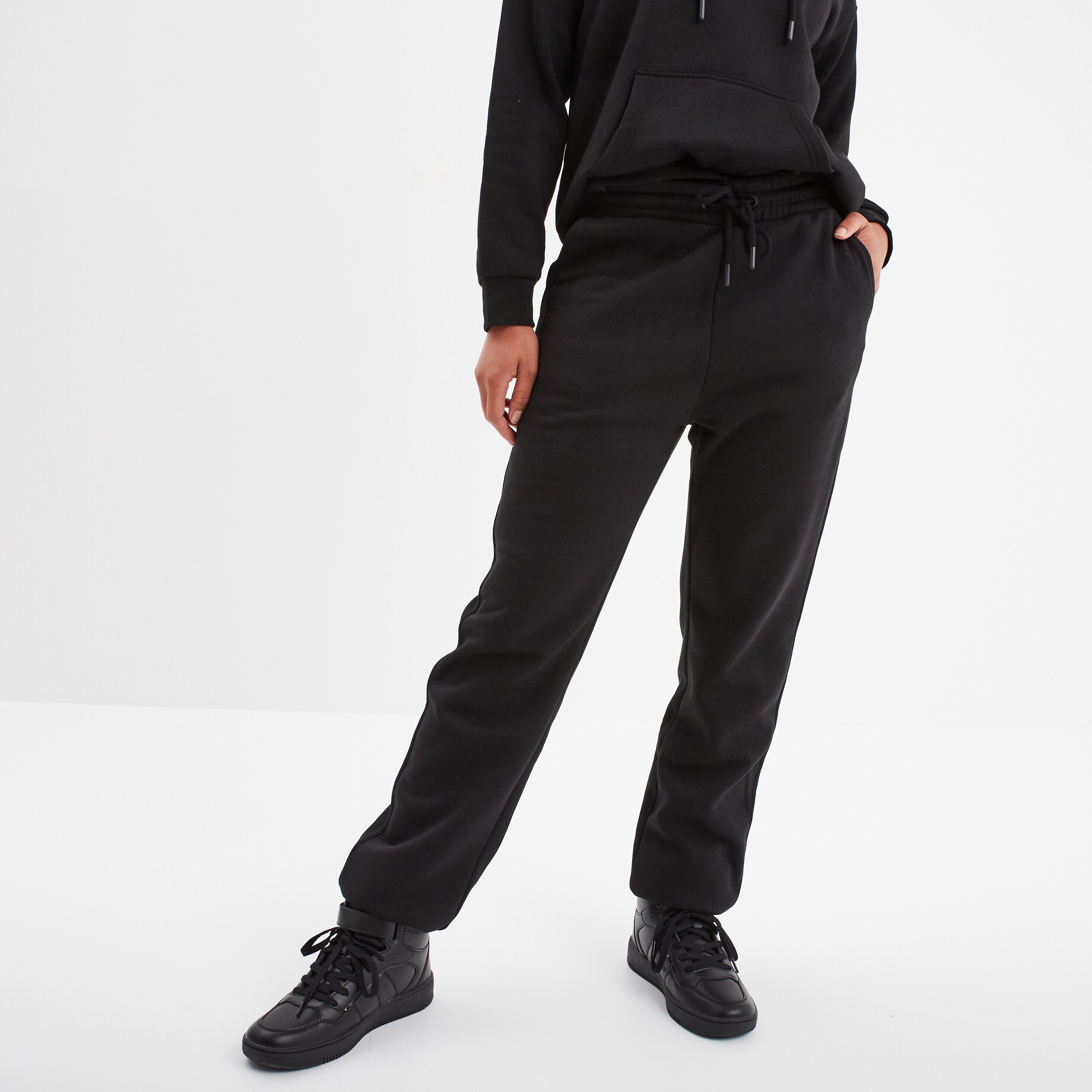 pantalon jogging droit molleton noir femme Pantalon jogging droit molleton noir femme