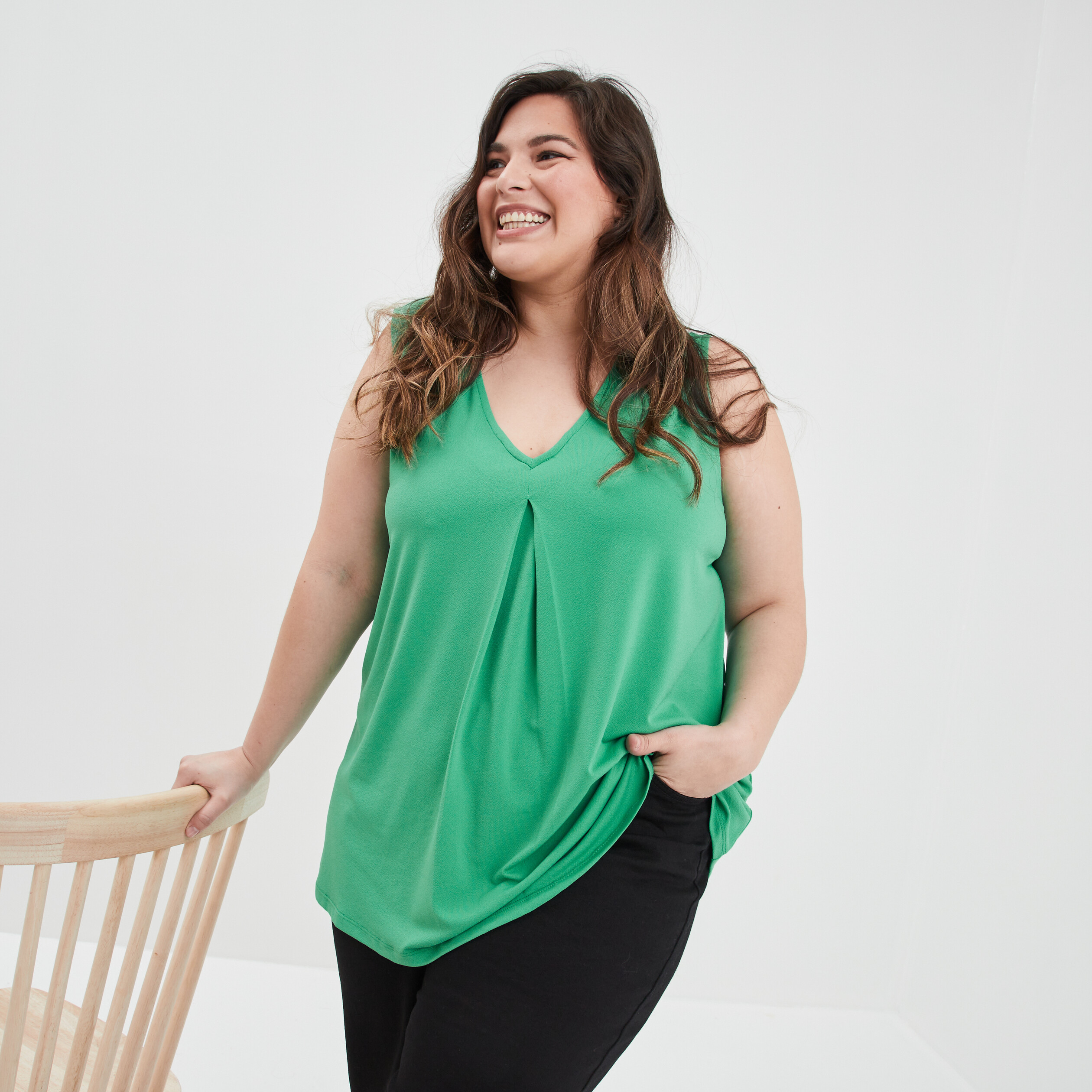 debardeur col en v plis creux modavista vert menthe femmegt Débardeur col en V plis creux Modavista vert menthe femme grande taille