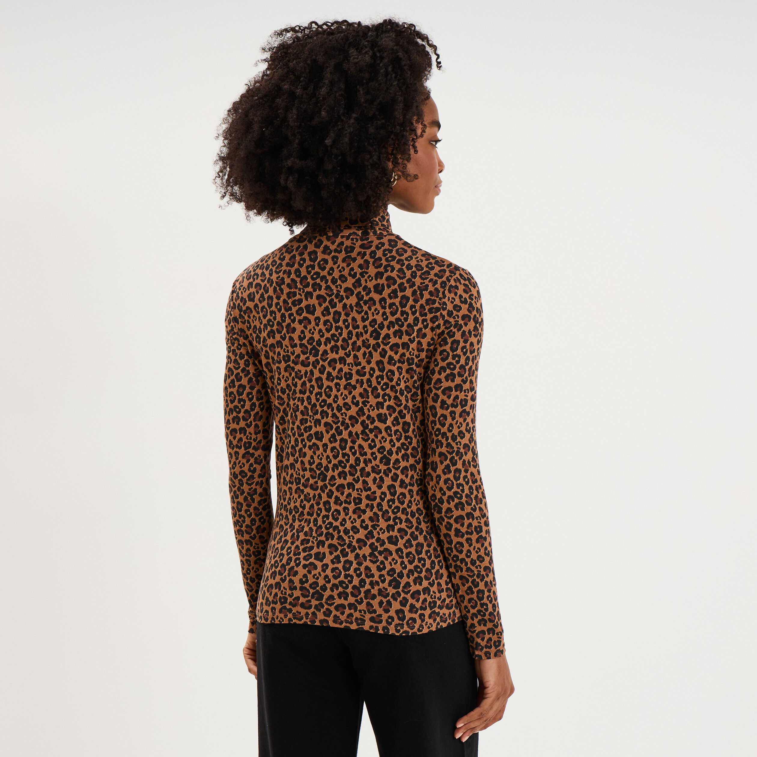 T-shirt col roul&eacute; manches longues camel femme