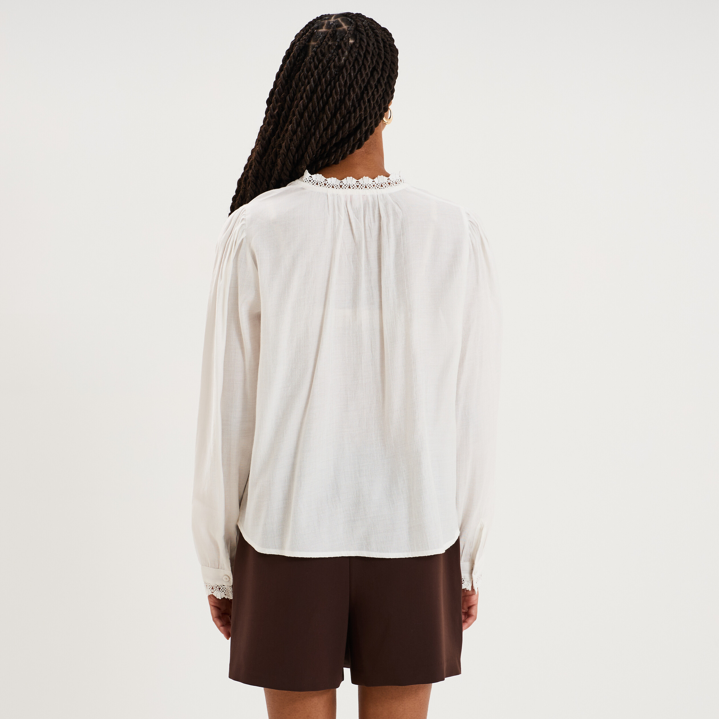 Blouse manches longues col dentelle blanc femme