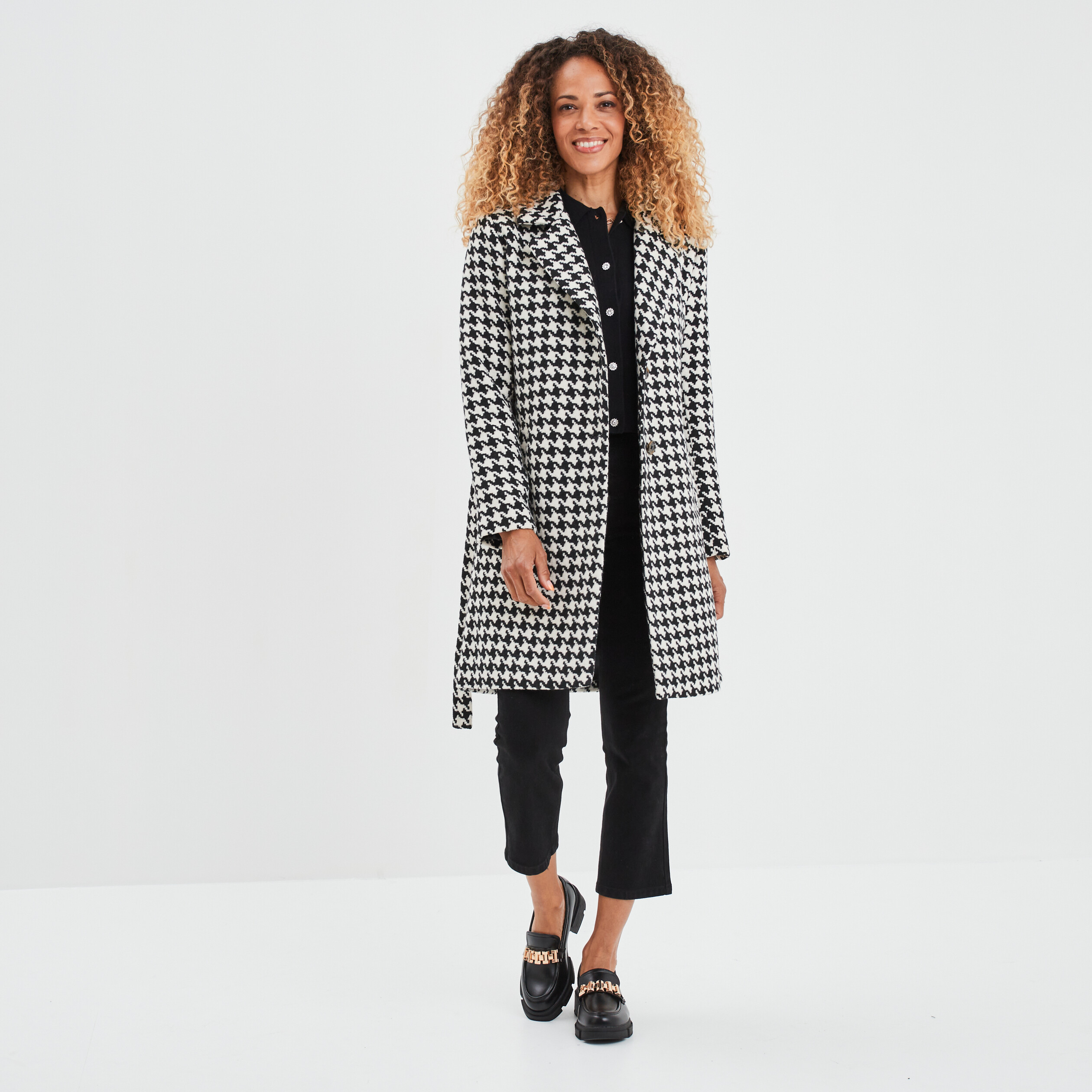 Gilet boutons détails bijoux noir femme