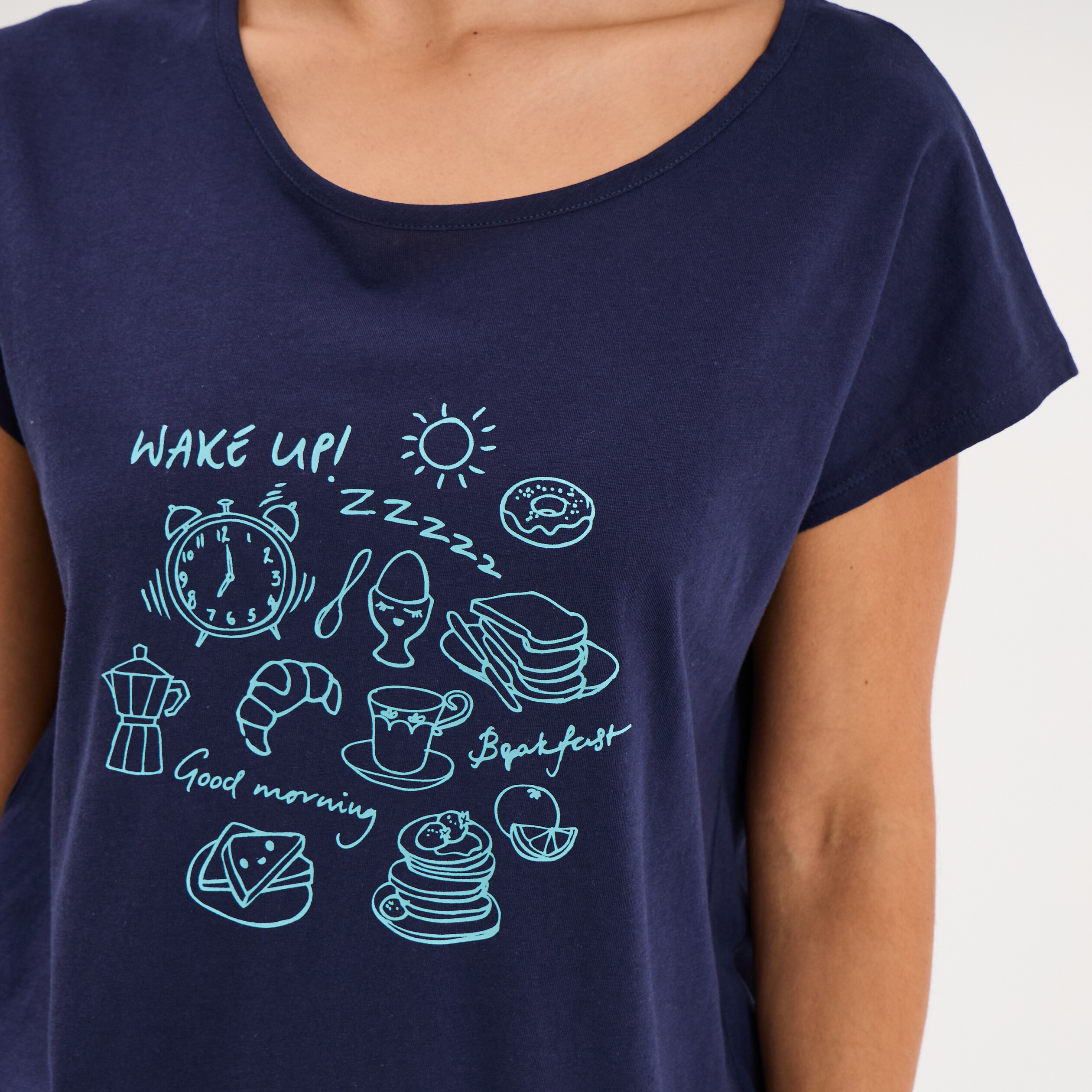 Ensemble pyjama corsaire et t-shirt bleu marine femme